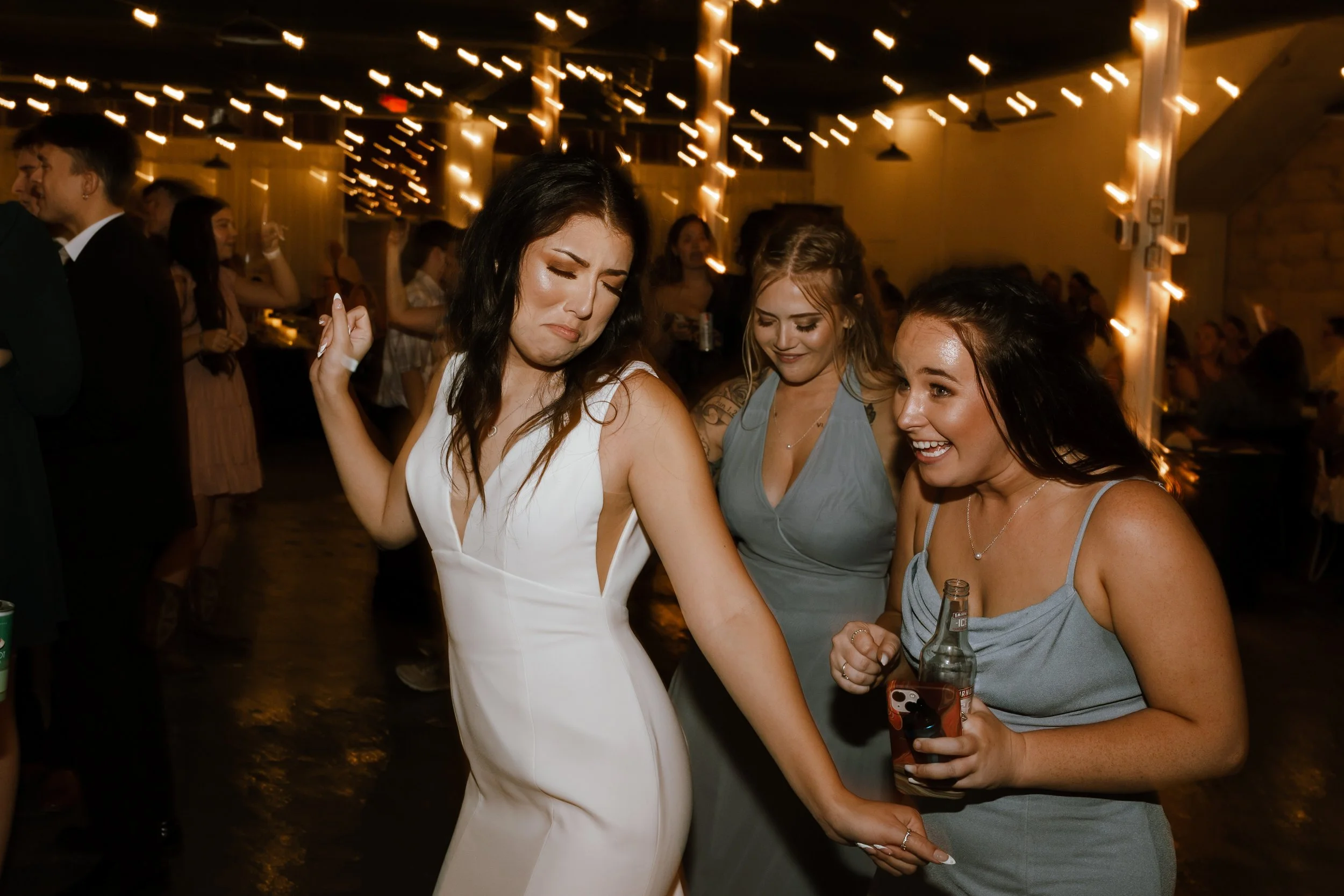 Hailey Nicole Creative | Minimal and Industrial Wedding photography at the Eagle Historic Warehouse in Hilsboro, Texas | DFW Wedding and Engagement Photographer