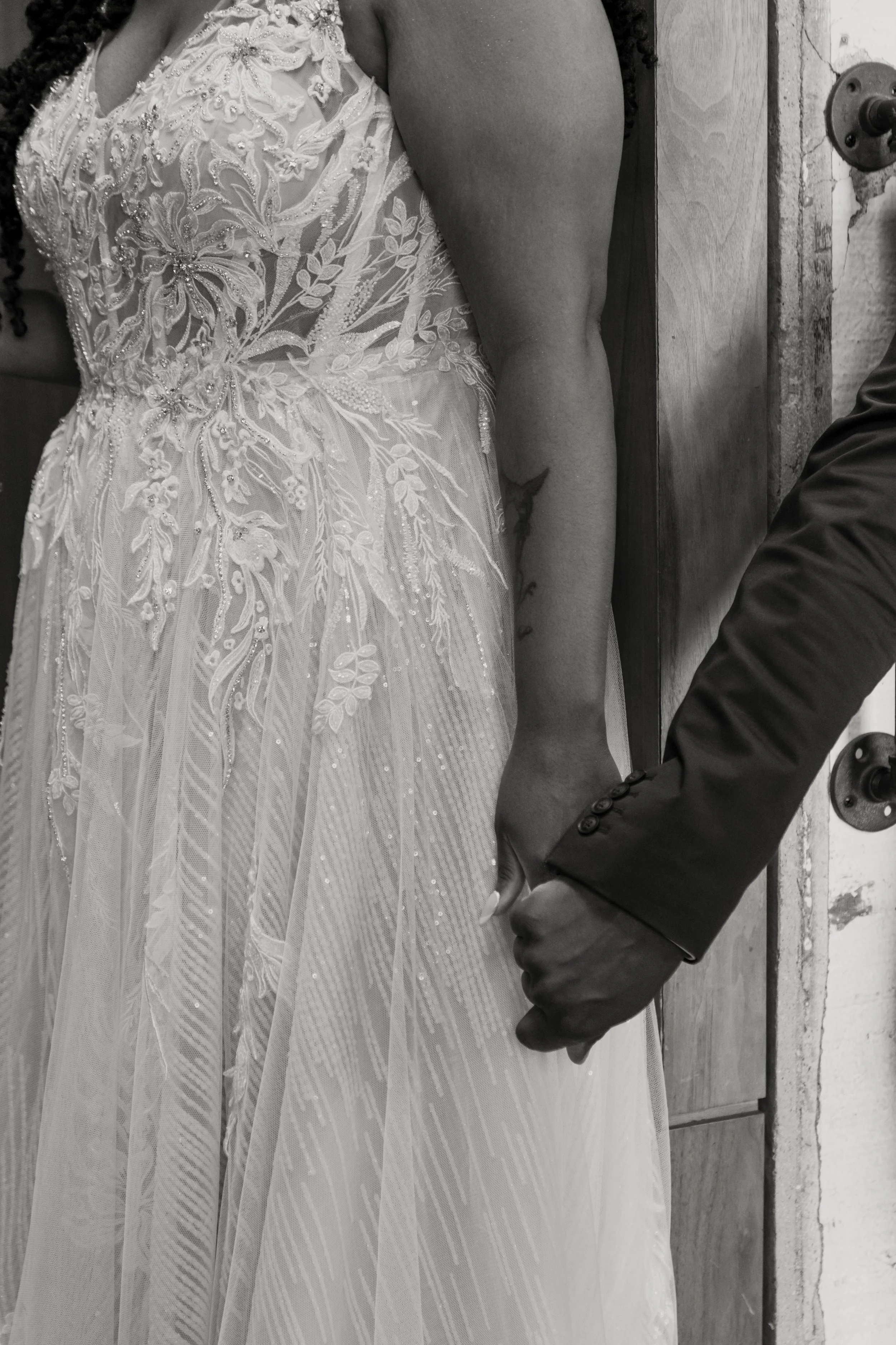 Hailey-Nicole-Creative-Dallas-Fort-Worth-Wedding-Photographer-The-Brooks-36.jpg