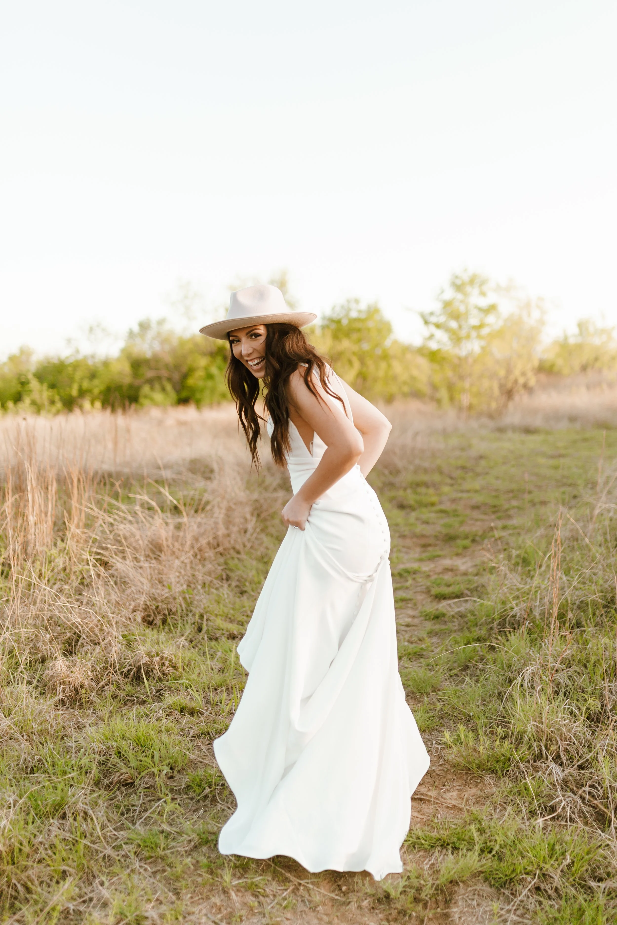 Hailey Nicole Creative | DFW Wedding Photographer | Tandy Hills Bridal Photography in Fort Worth, Texas