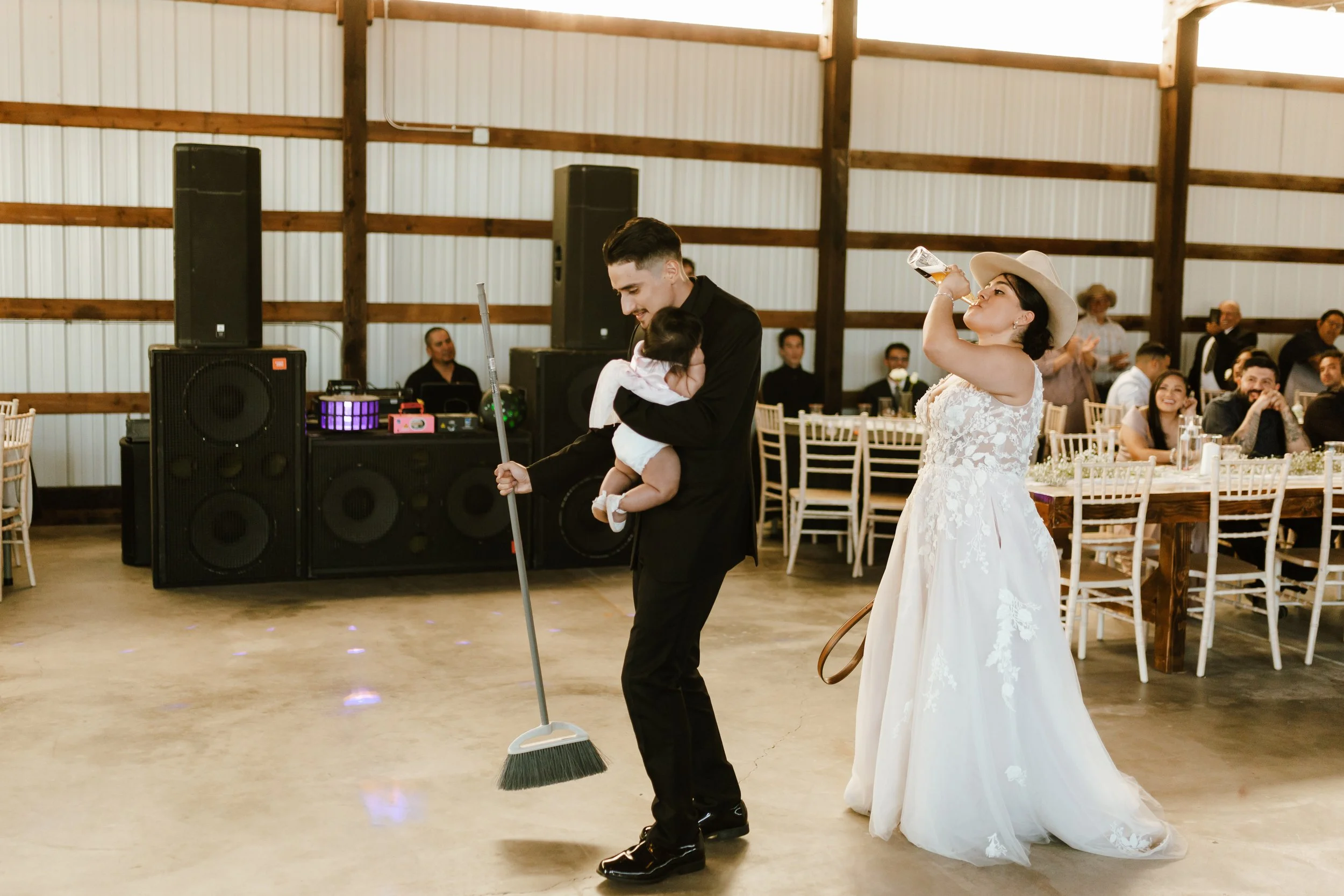 Hailey Nicole Creative | North Texas Western + Wedding Photographer | Rustic Boho Wedding in Tri-Cities, WA at Willow Inspired
