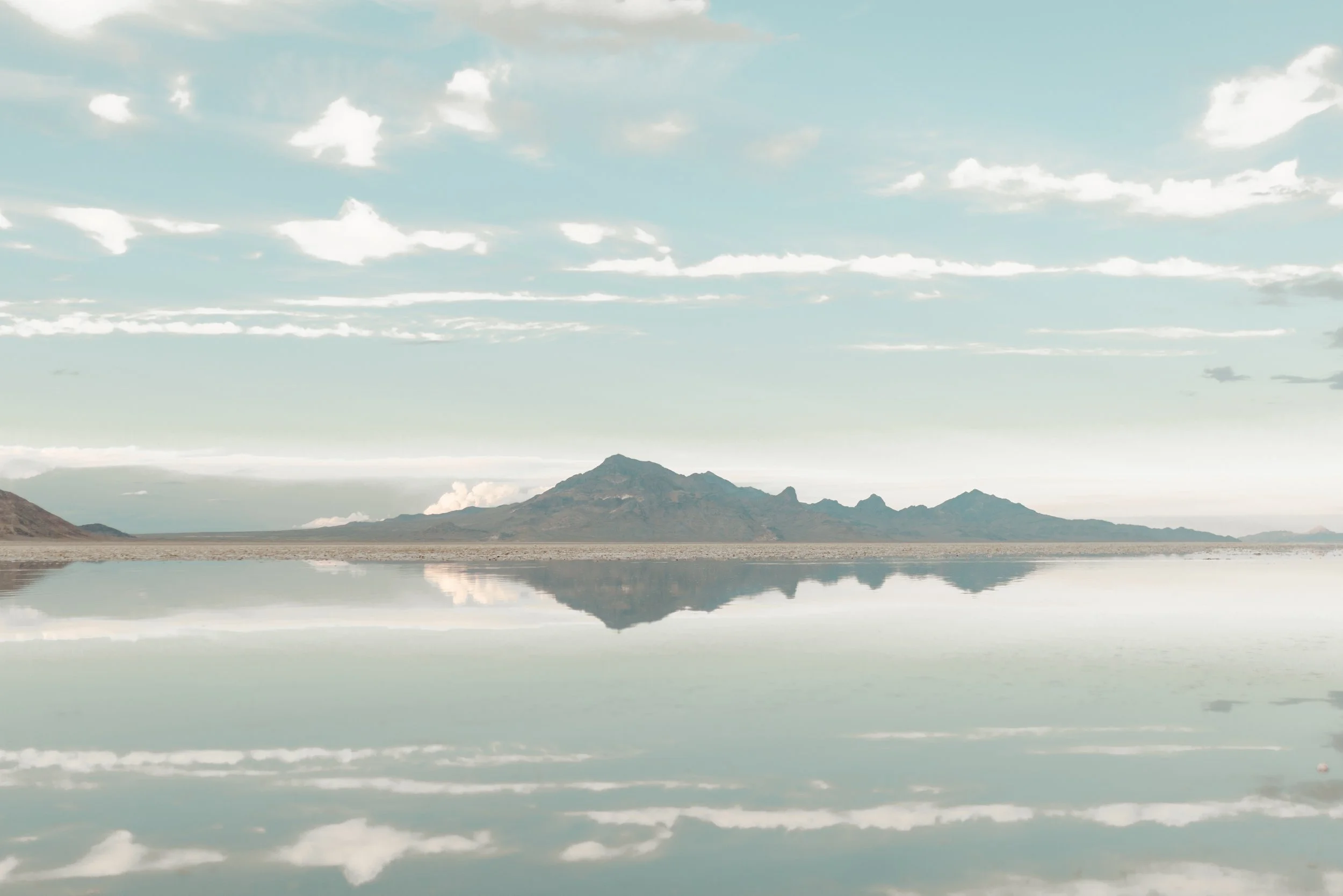 Hailey Nicole Creative || Traveling Western Wedding Photographer