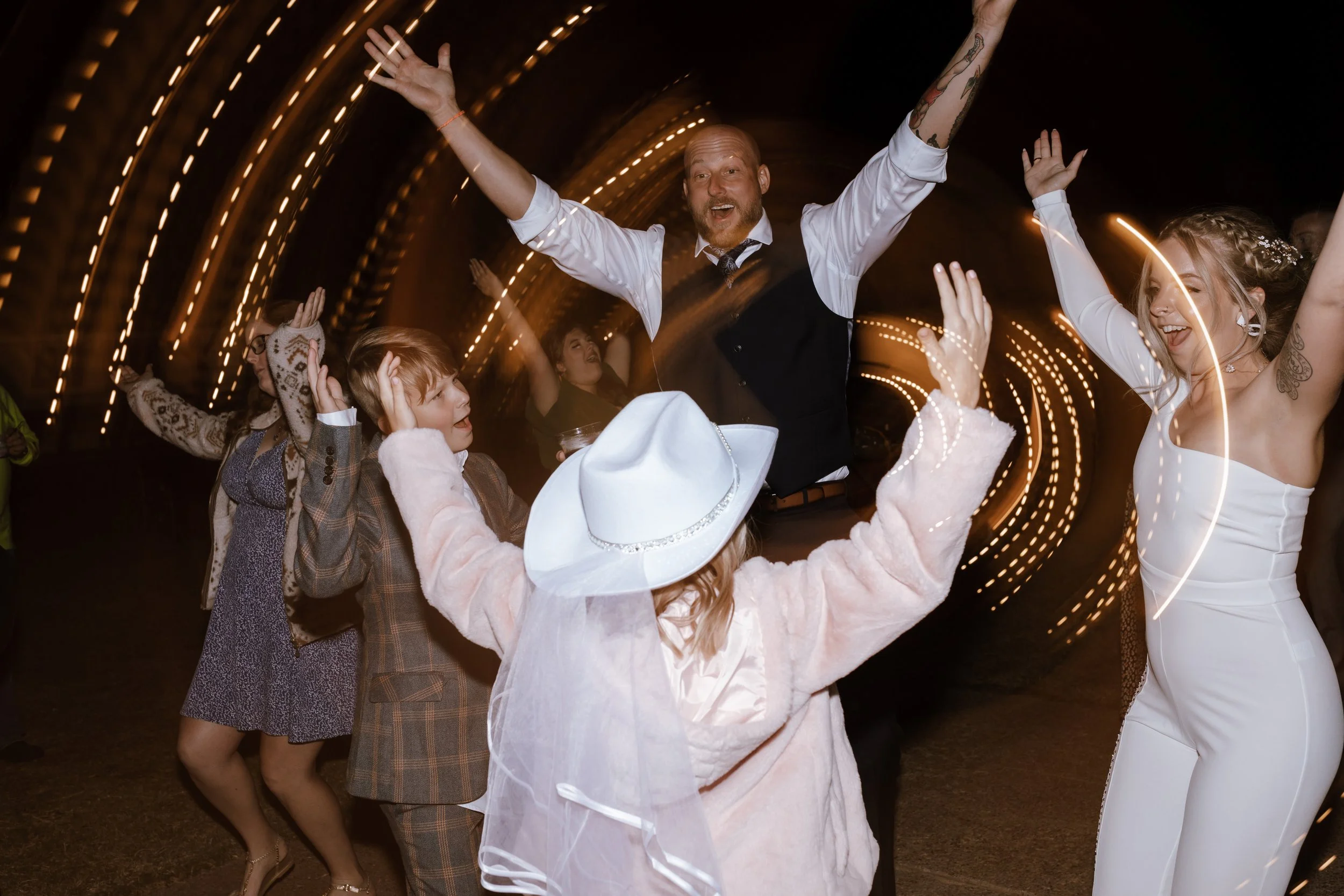 Hailey-Nicole-Creative-Dallas-Fort-Worth-Wedding-Photographer-The-Berkleys-706.jpg