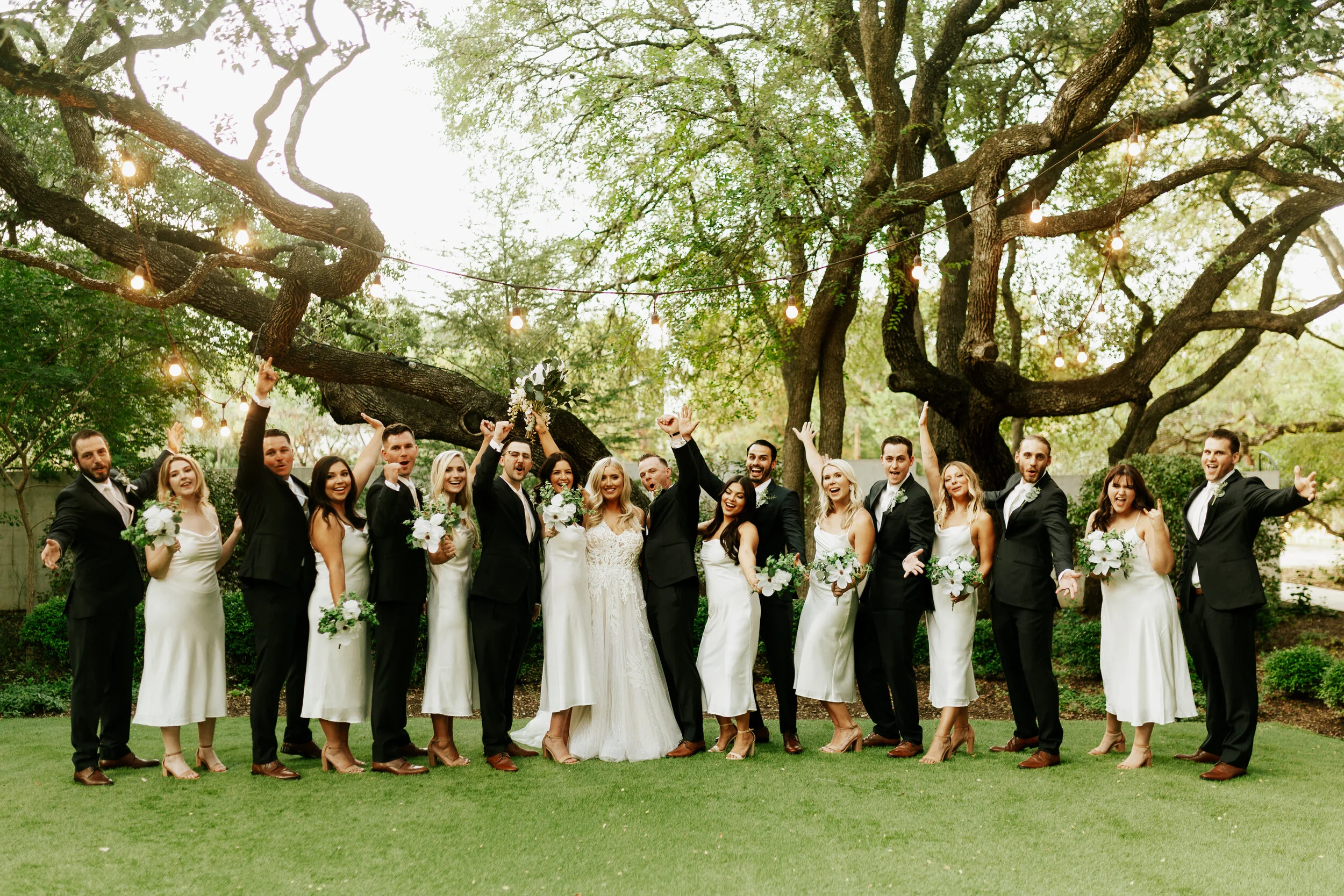 Hailey Nicole Creative modern, minimal, and romantic summer wedding at the Gardens at West Green in San Antonio, Texas