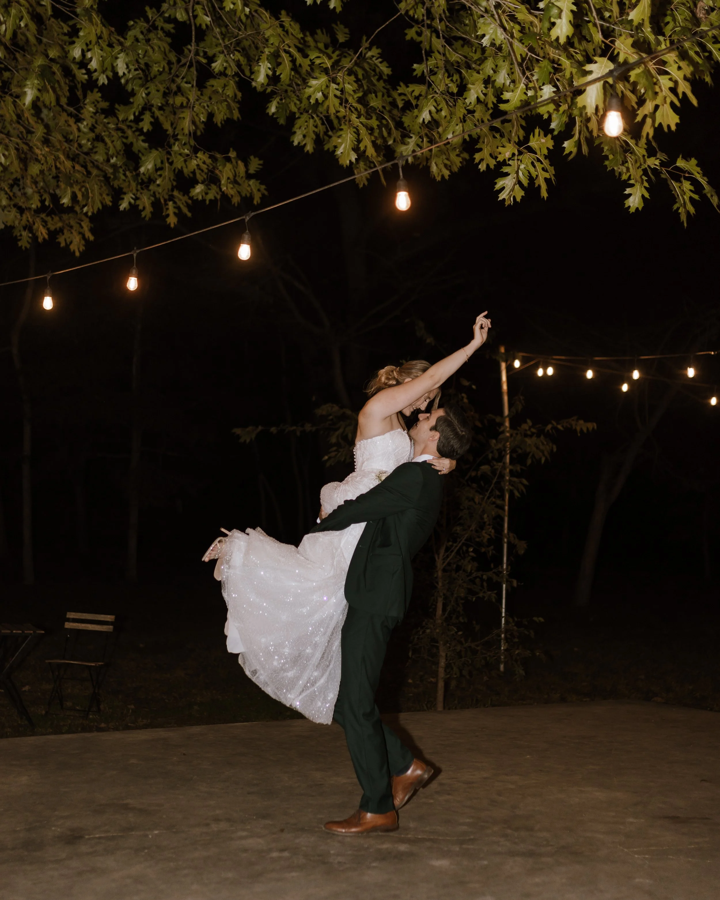 Hailey-Nicole-Creative-Dallas-Fort-Worth-Wedding-Photographer-The-Barbers-688.jpg
