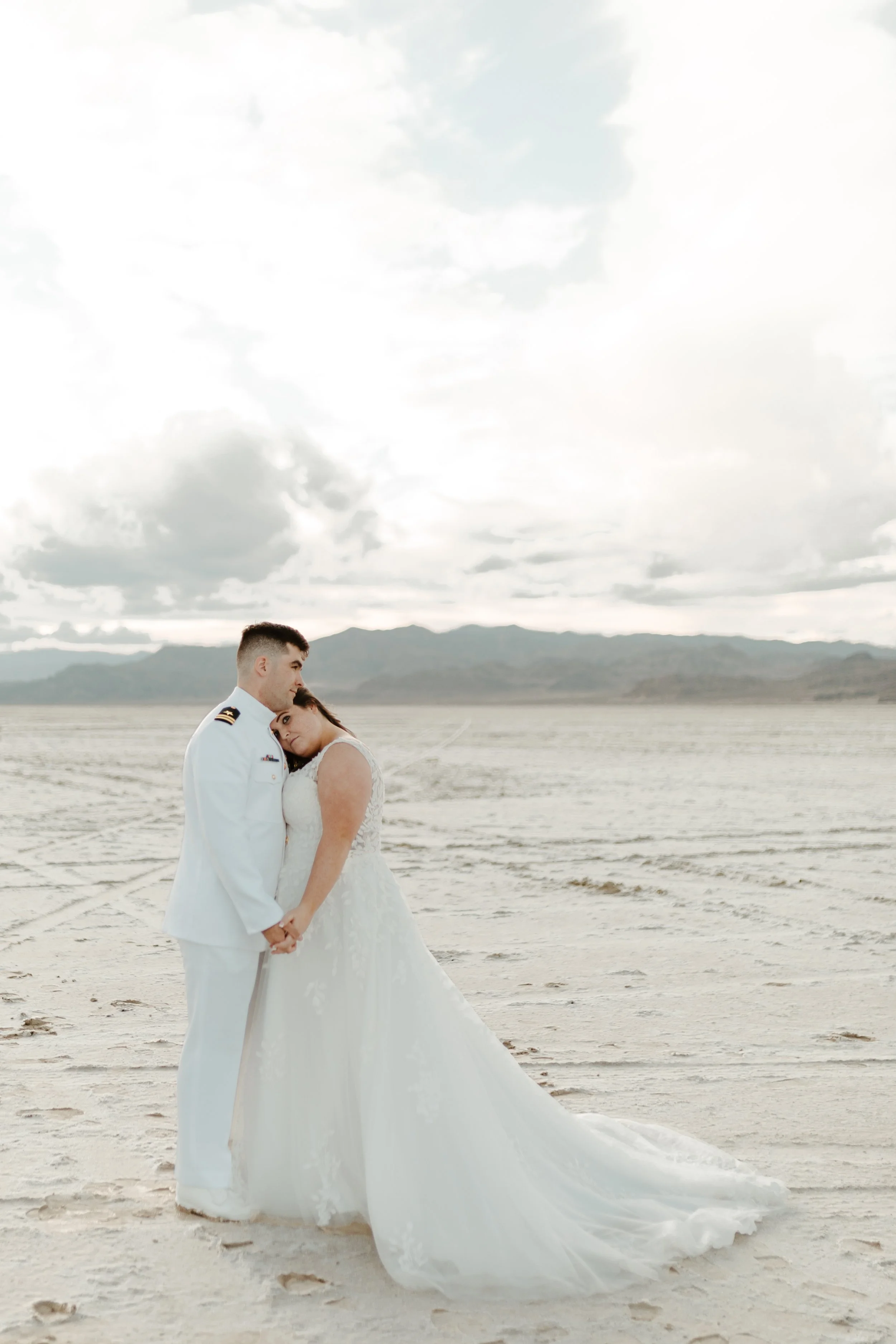 Hailey Nicole Creative || Traveling Western Wedding Photographer