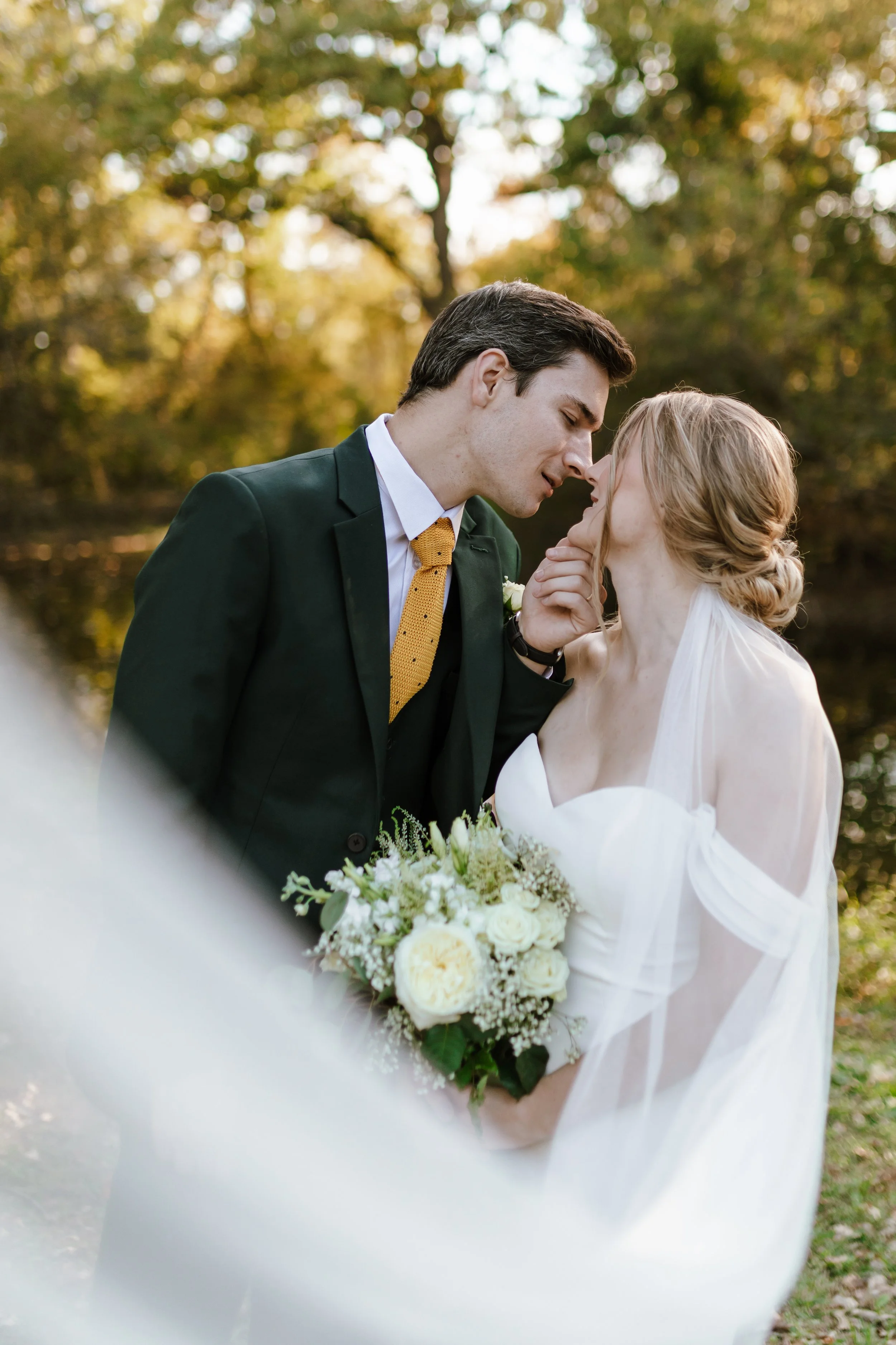Hailey-Nicole-Creative-Dallas-Fort-Worth-Wedding-Photographer-The-Barbers-404.jpg