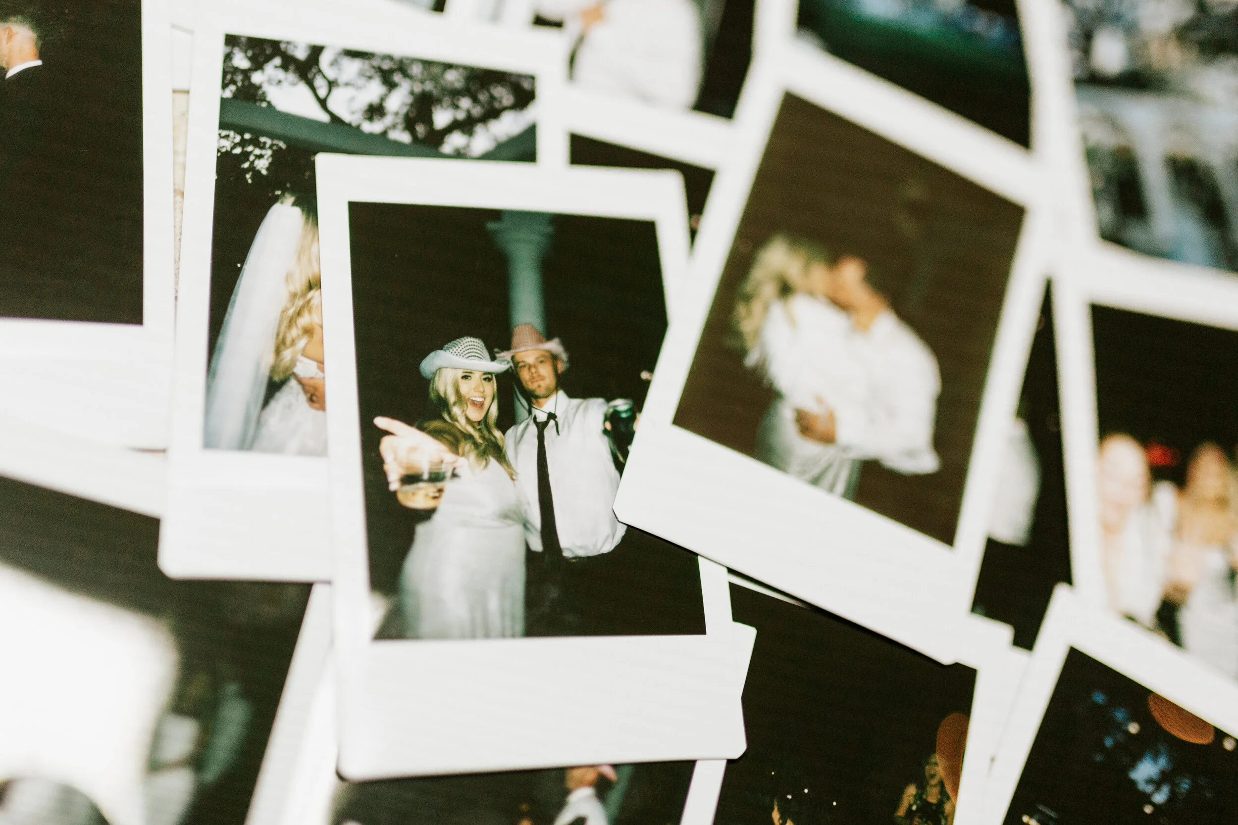 Hailey Nicole Creative modern, minimal, and romantic summer wedding at the Gardens at West Green in San Antonio, Texas