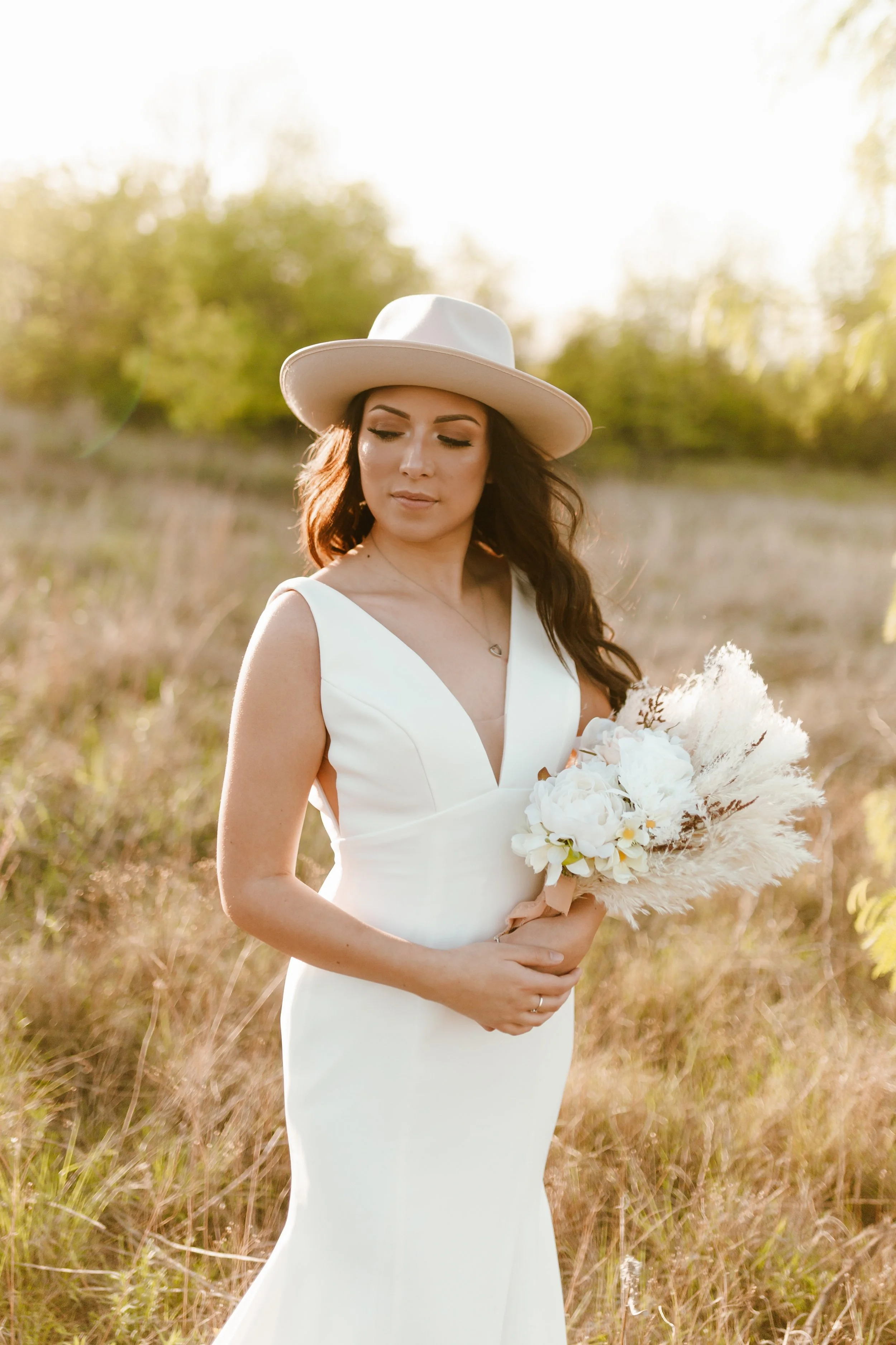 Hailey Nicole Creative | DFW Wedding Photographer | Tandy Hills Bridal Photography in Fort Worth, Texas