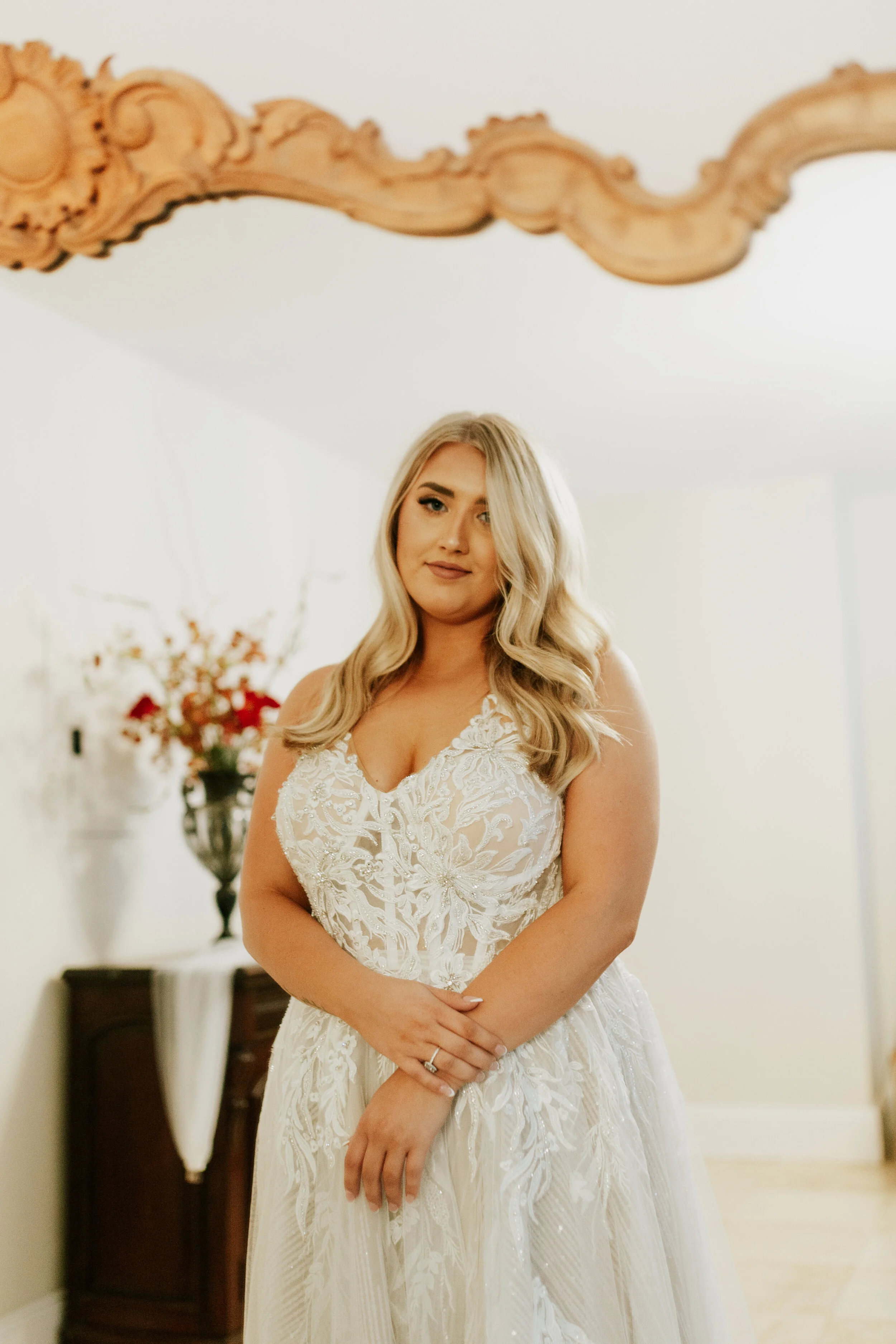Hailey Nicole Creative modern, minimal, and romantic summer wedding at the Gardens at West Green in San Antonio, Texas