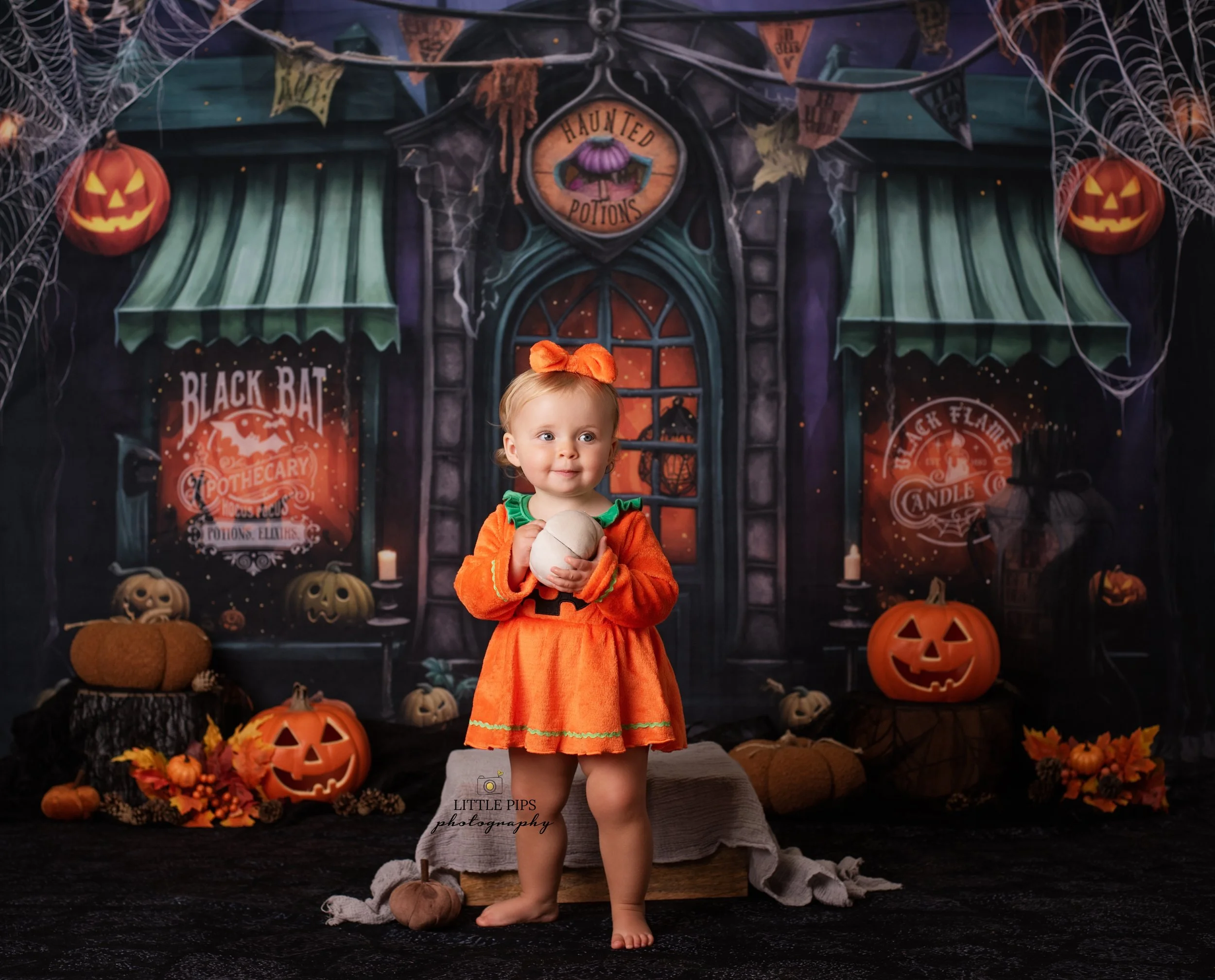 ElsieHalloween2.jpg (Copy)