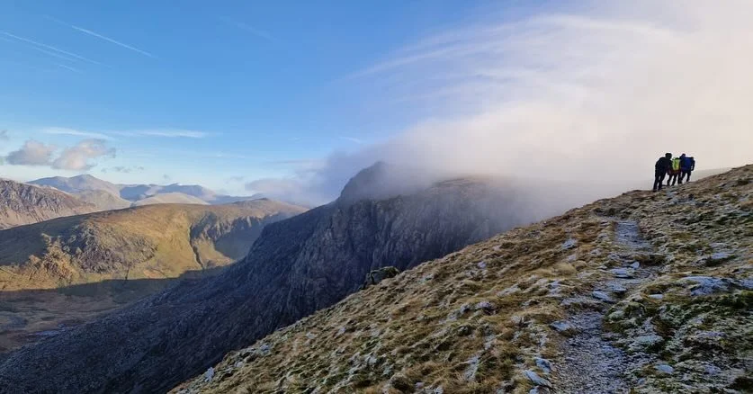 Kicking off 2025 with another successful Winter Walking trip- with plenty of hill walking+climbing and newer members ticking off their first CMC meet! Safe to say a great time was had by all 🏞️🧗 

@chelmsfordmountaineeringclub 
@teambmc 

#northwal