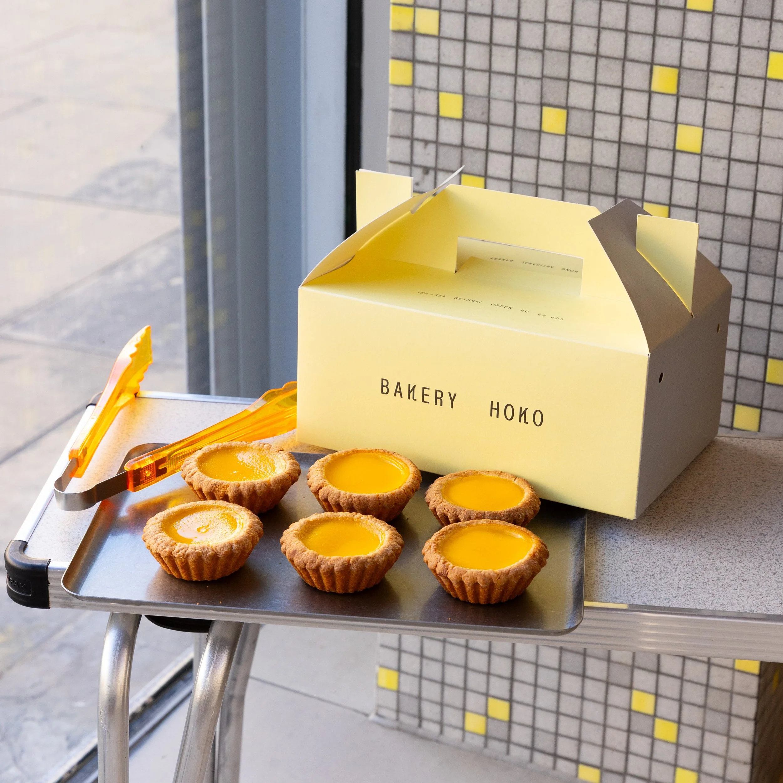 Sq-Bakery-box of 6 egg tarts.jpg