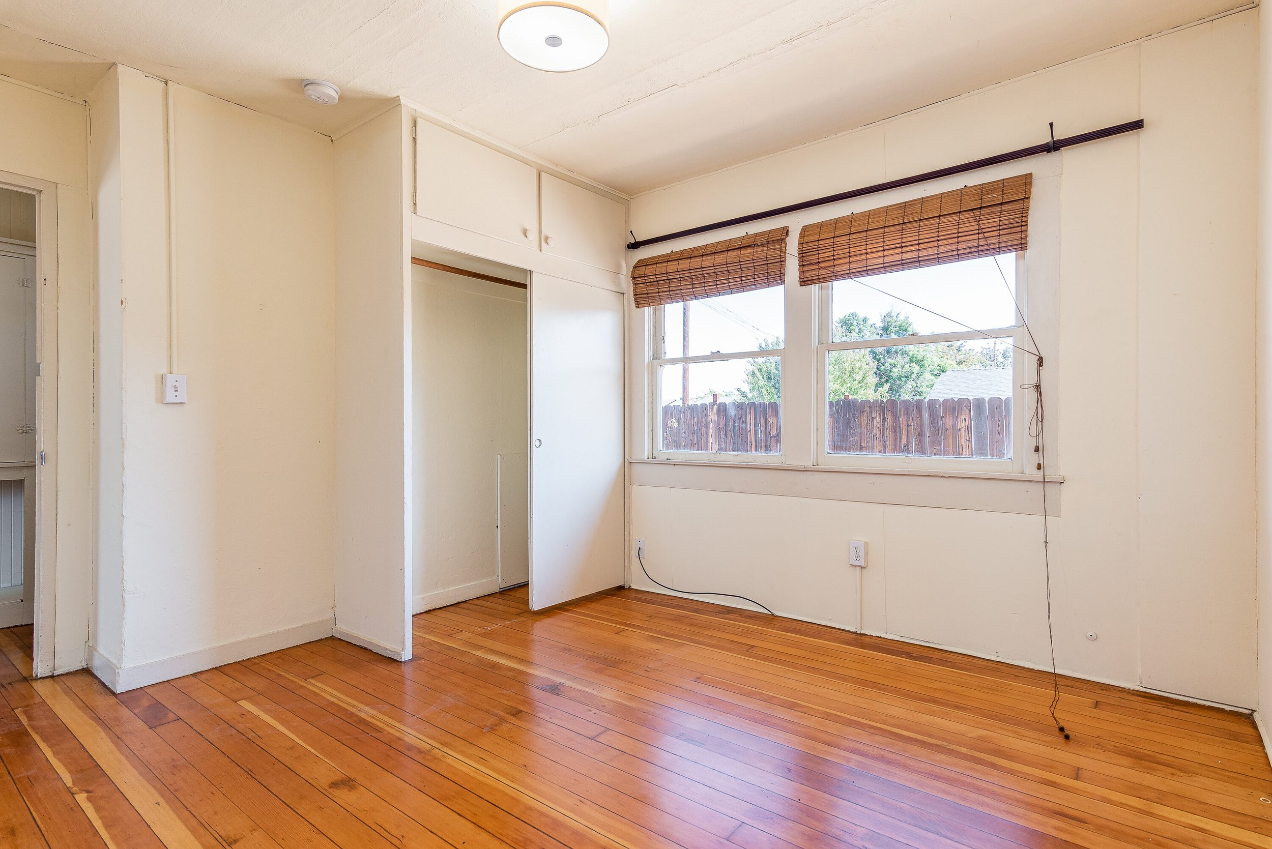 820 22nd St Paso Robles CA-print-008-006-Bedroom 2-3000x2003-300dpi.jpg