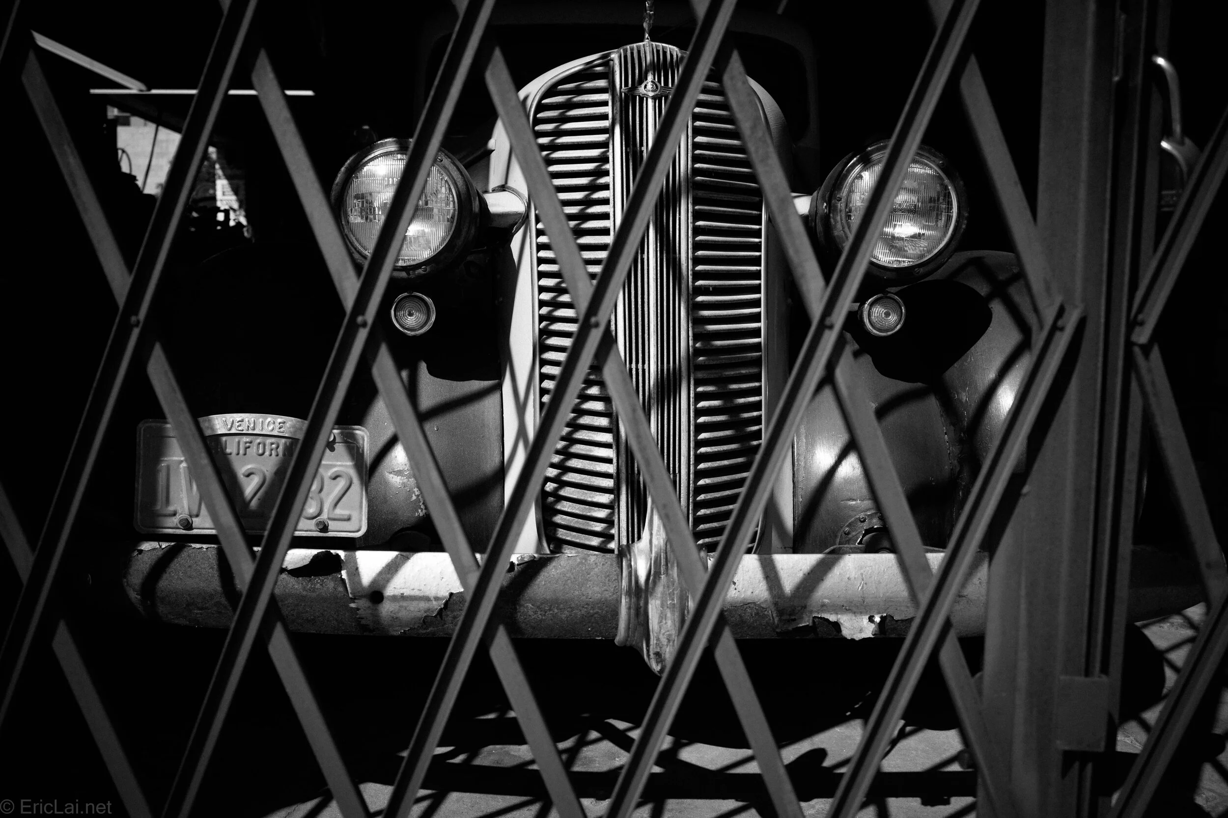 Classic Car in the Garage-0000066.jpg