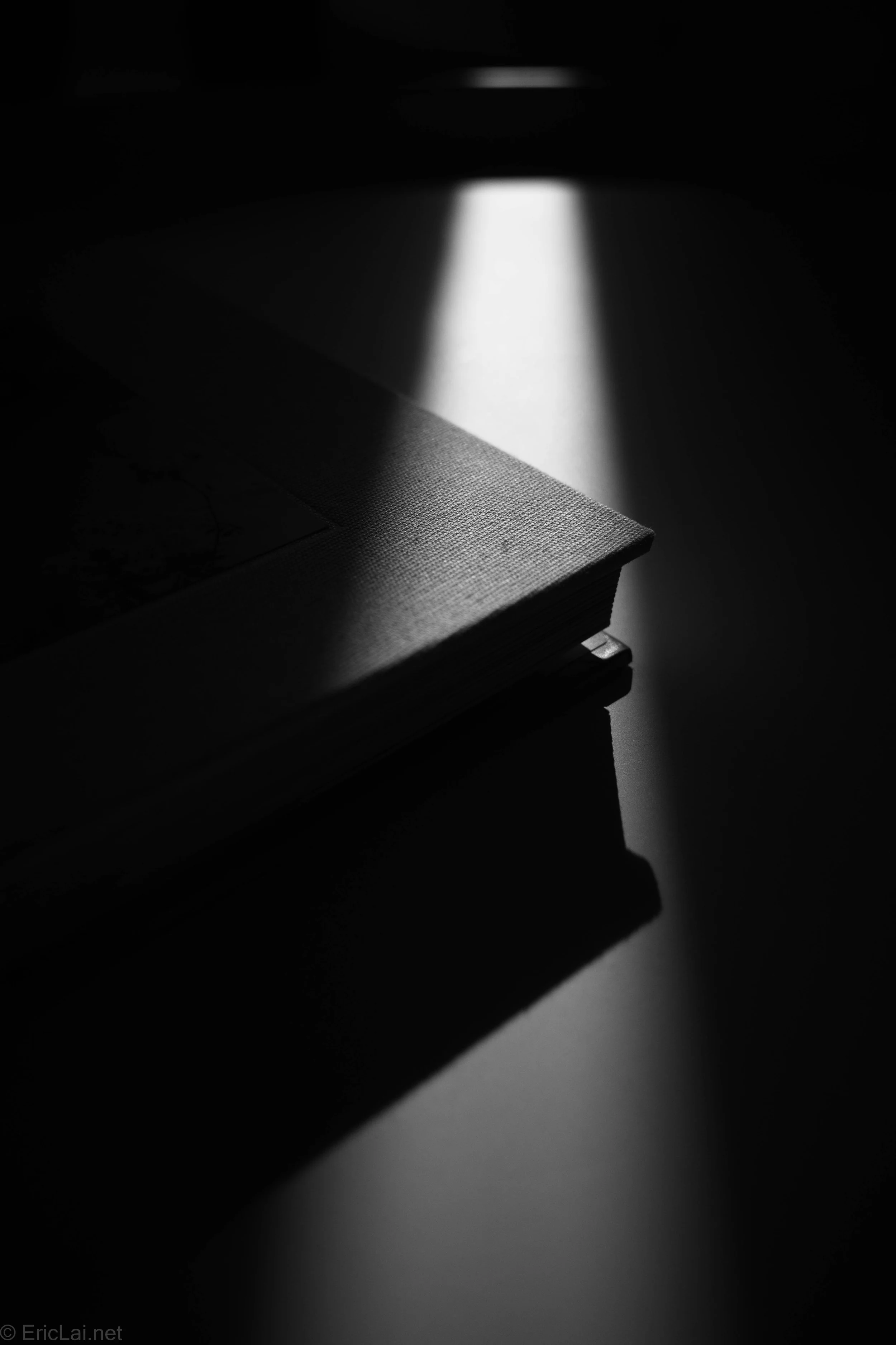 Coffe Table Book Corner-0001474.jpg