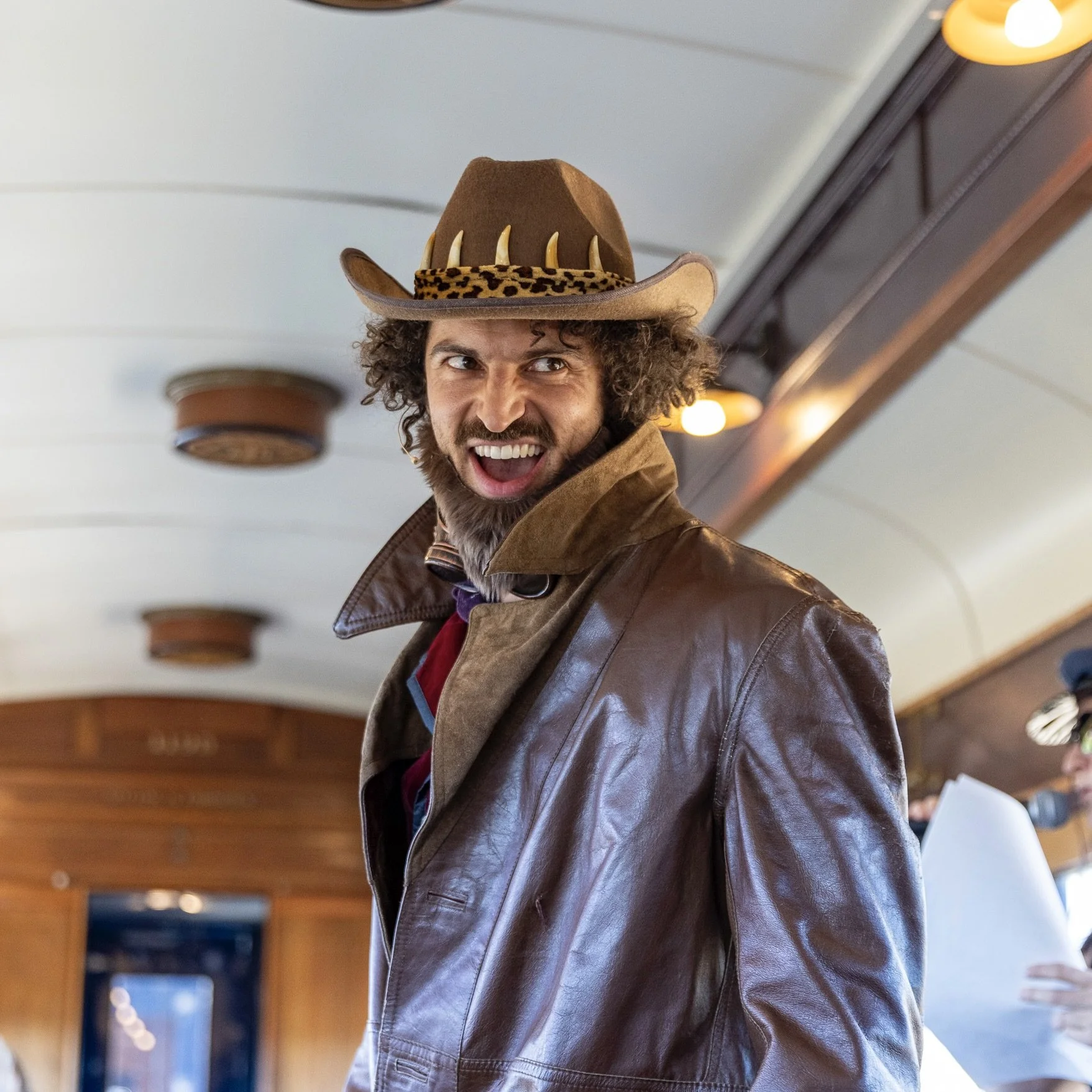 KEVIN KELLY AS DINGO