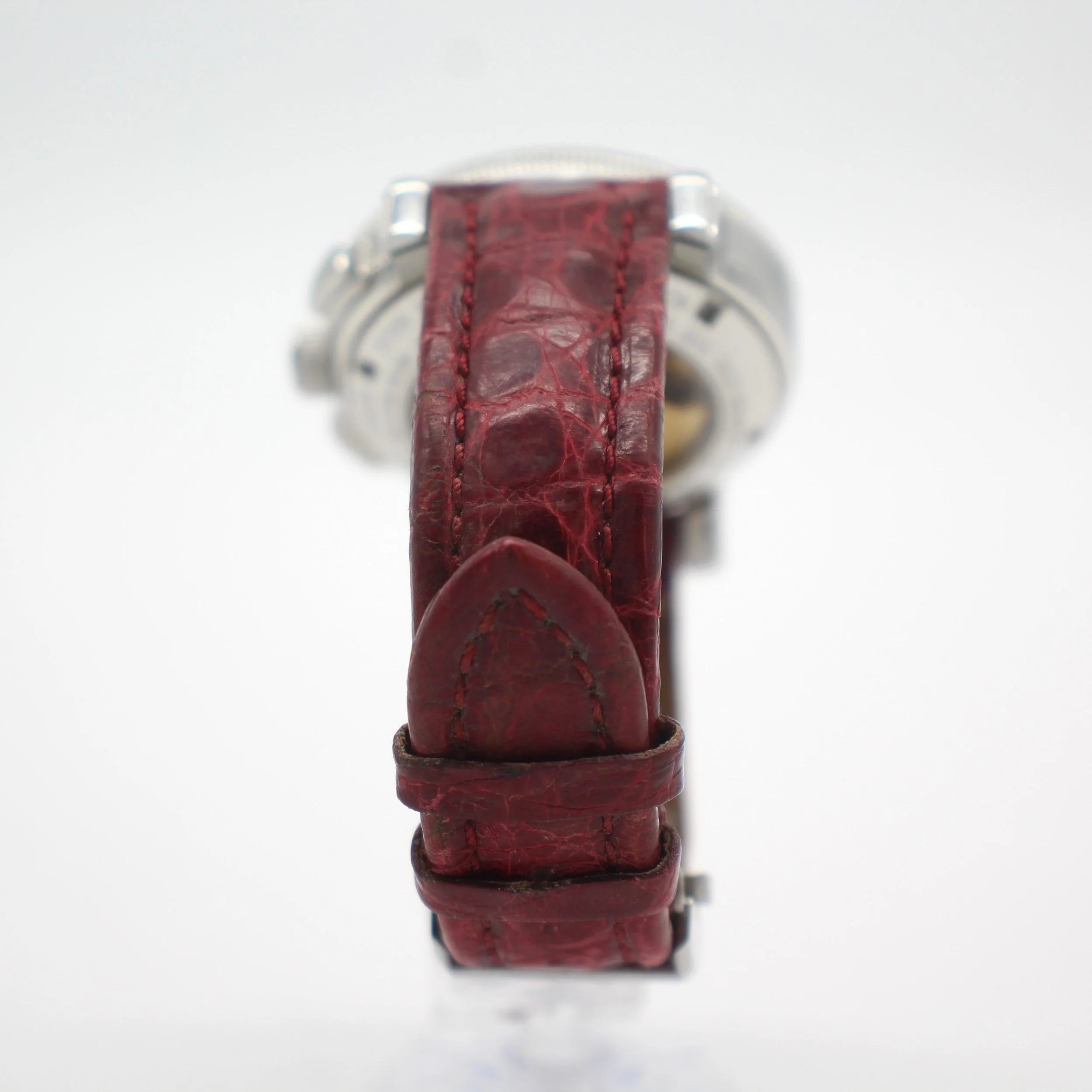 A shot of the watch strap/bracelet