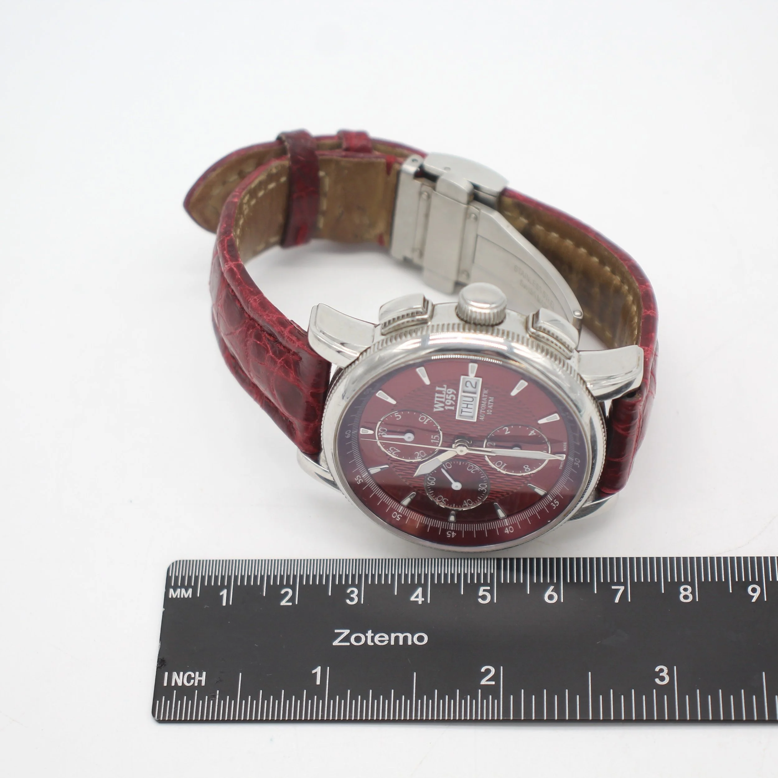 A ruler shot to prover a sense of scale