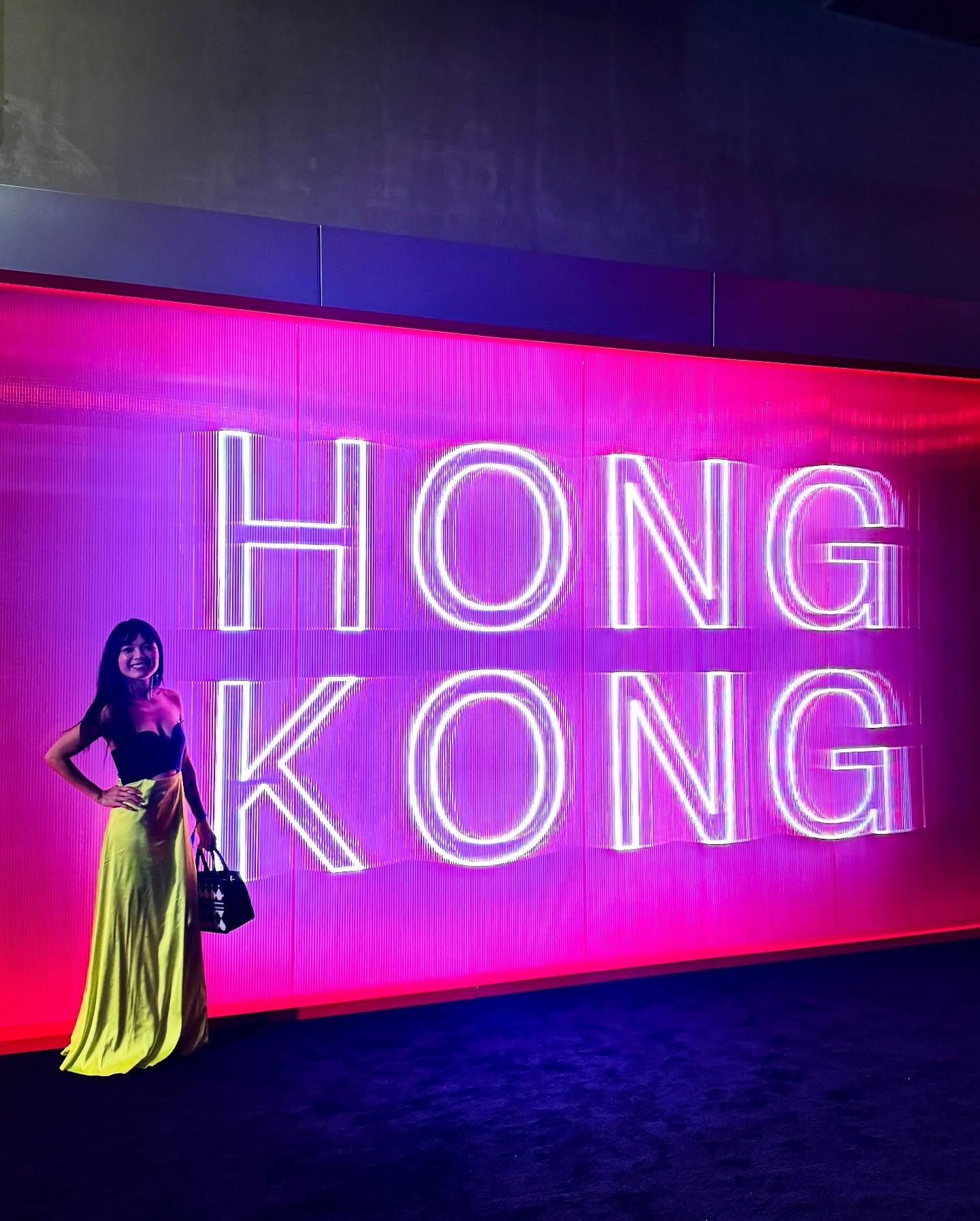 Hong Kong, you have my heart 🇭🇰 Grateful for the global bar community, and all the new &amp; familiar faces I got to spend time with. Here&rsquo;s a mashup of moments from my phone. Until next time&hellip; 下次見! 👋🏼😉

#HongKong #HKIG #50BestBars