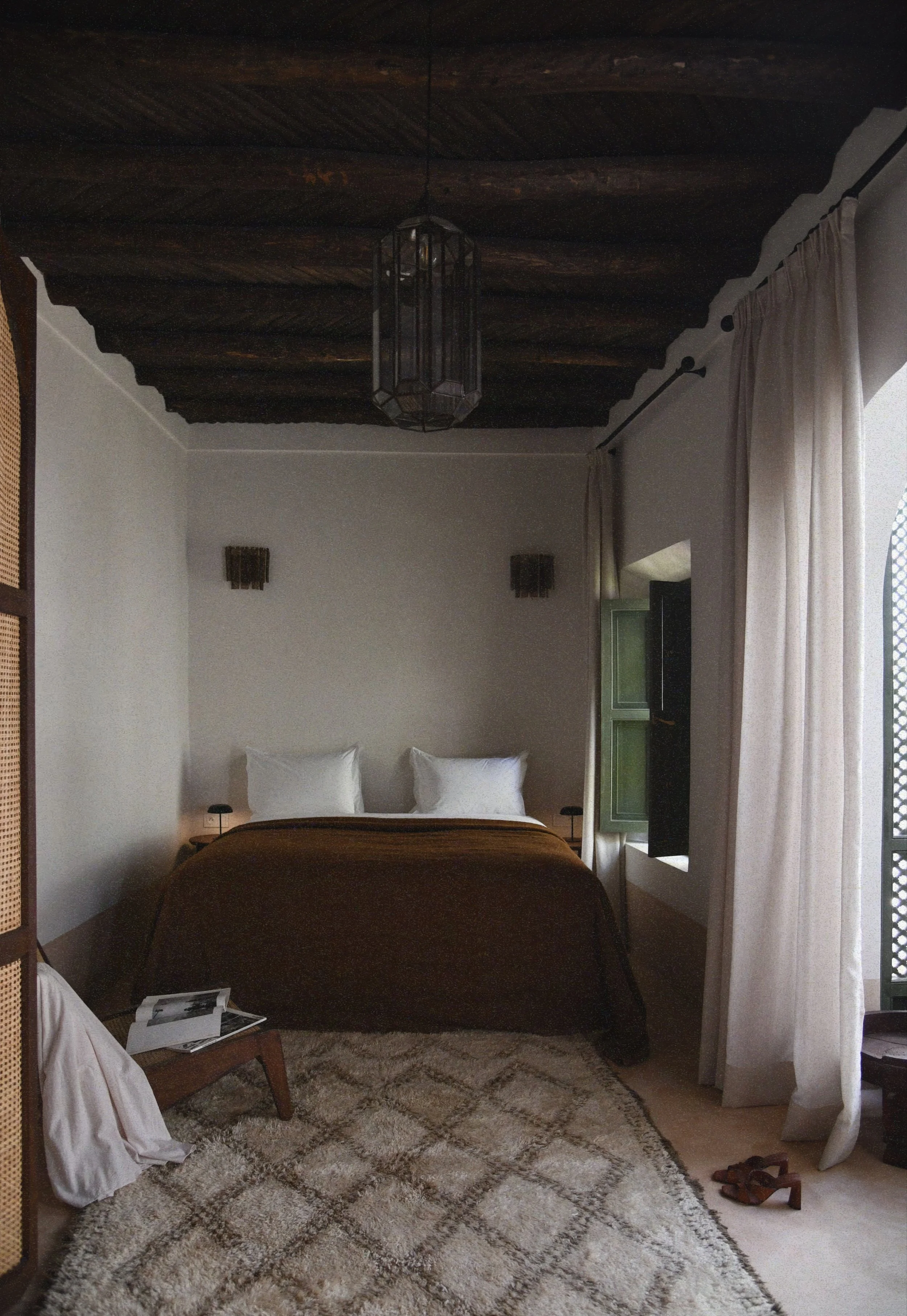 Taala room 37 grain.jpg