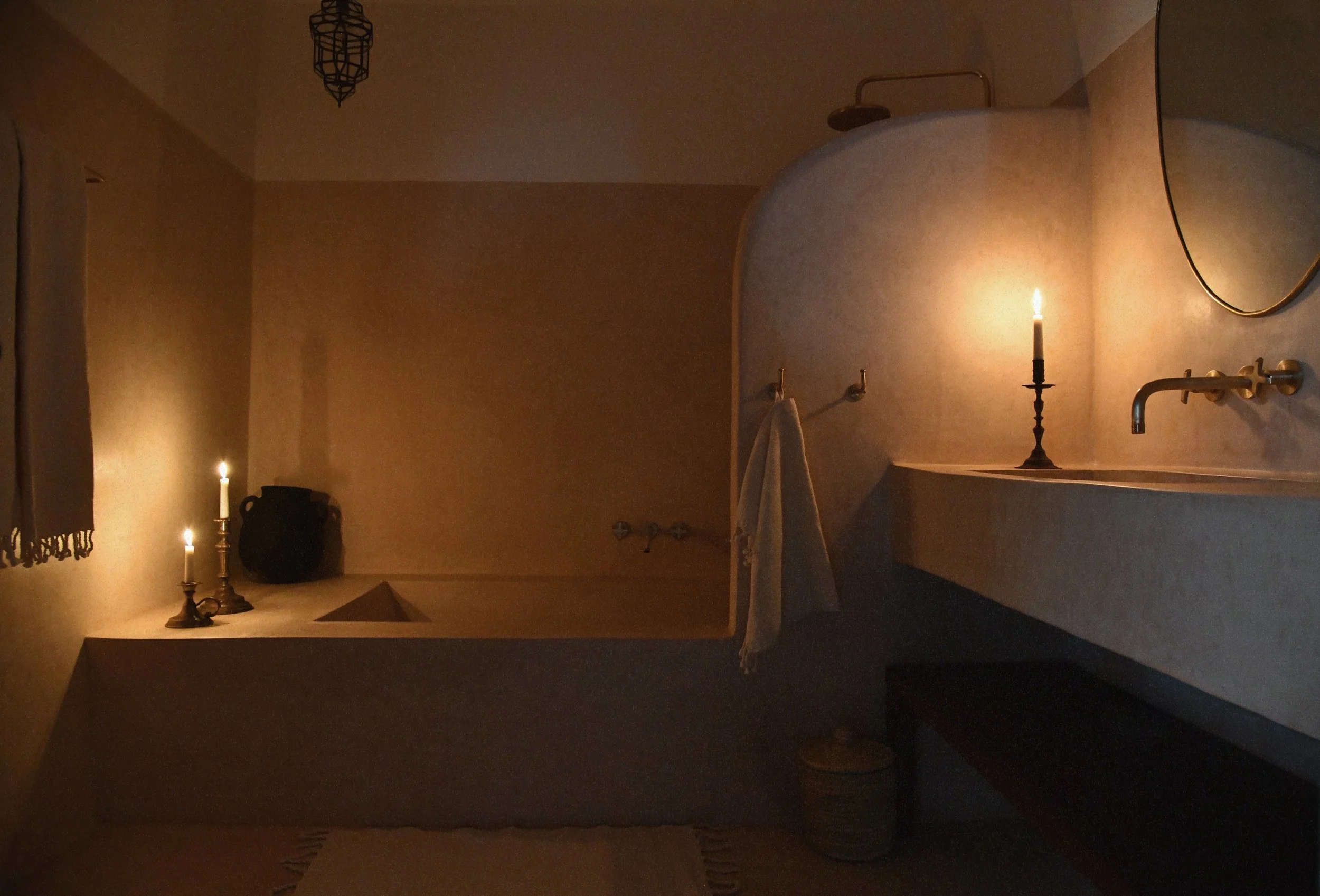 taala room 01 grain.jpg