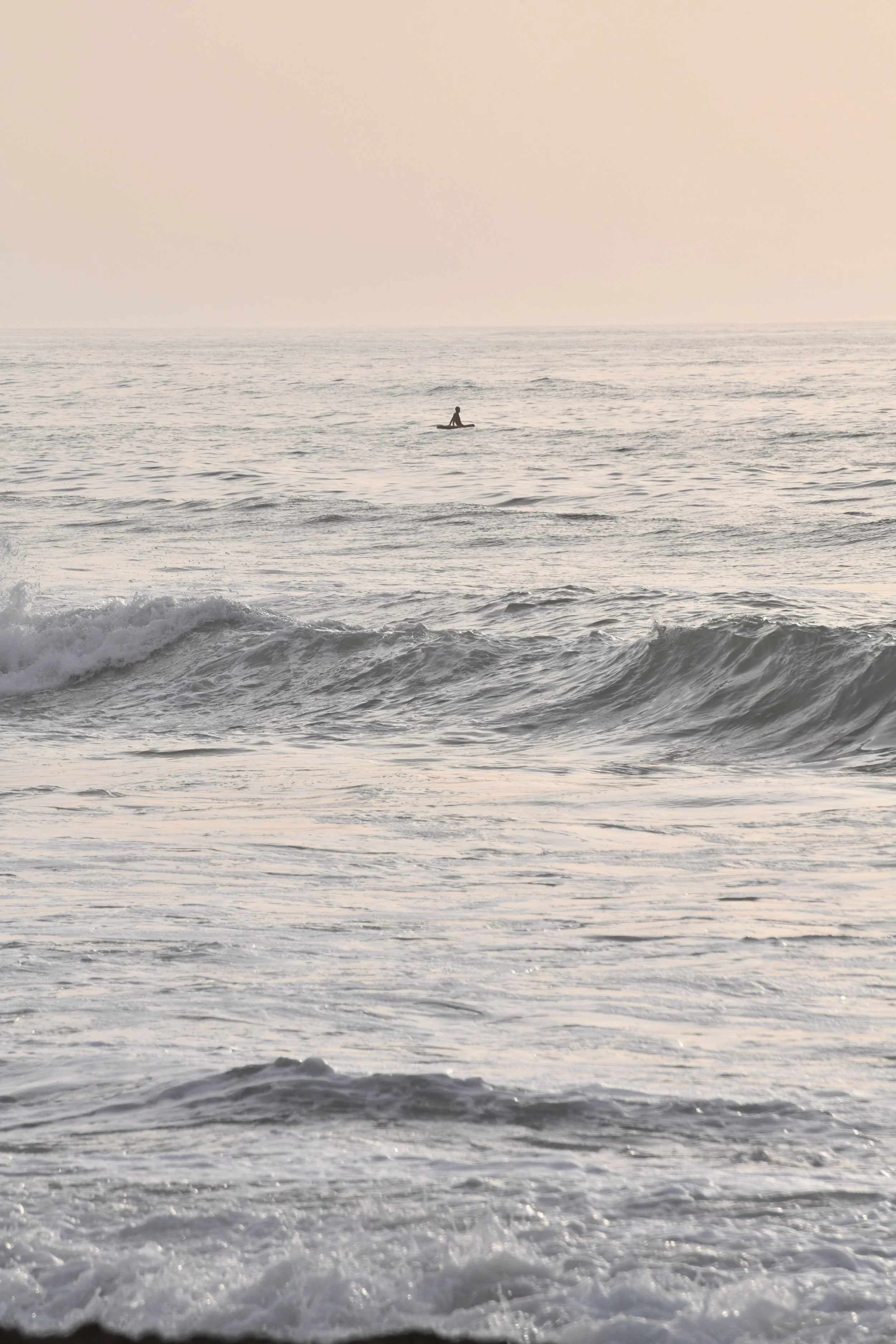 Le Wassay Maroccancolours Floating Fisherman.JPG