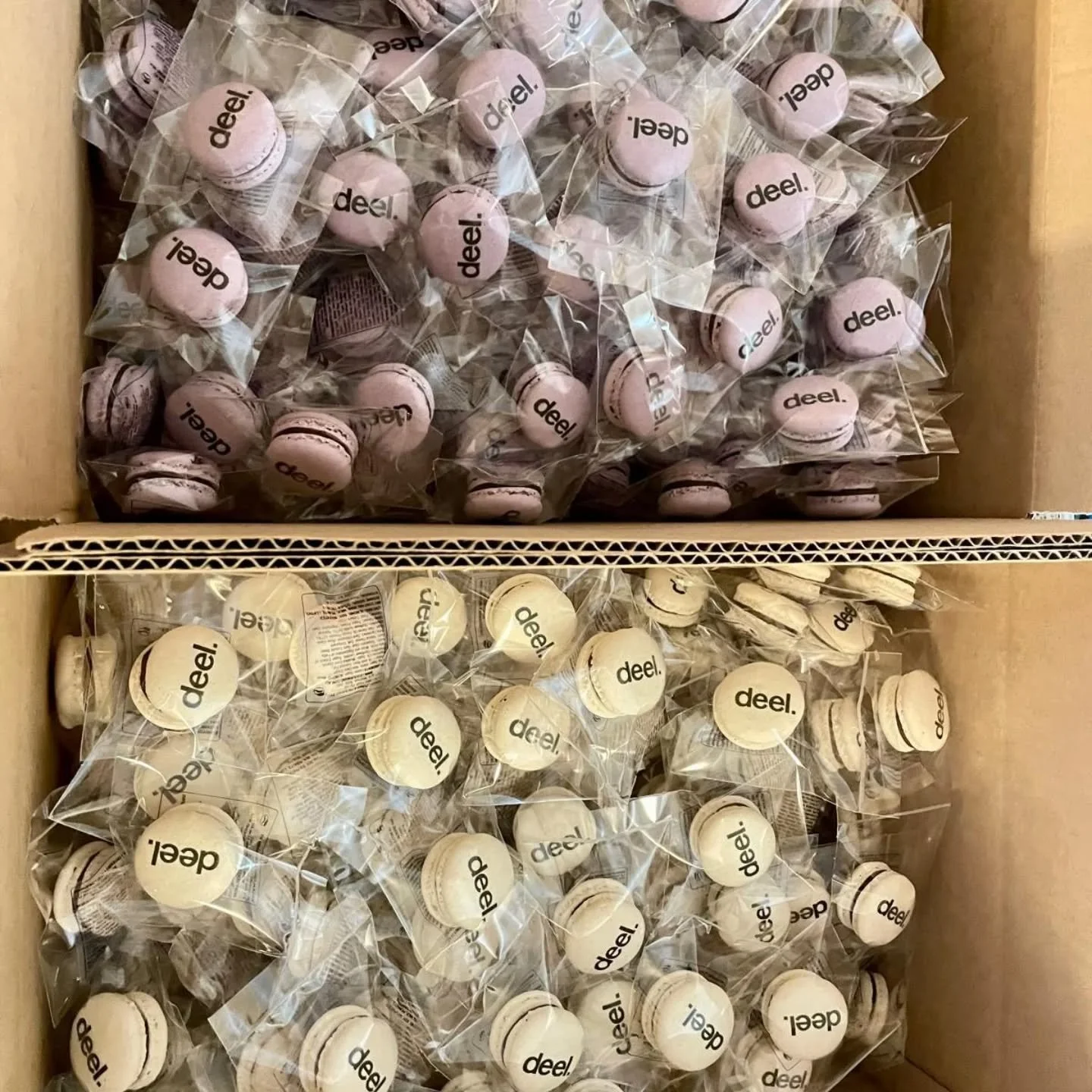 Elevate your next corporate event with a sweet touch of luxury! 
Our custom printed macarons aren’t just a treat – they’re a statement. From event displays to corporate gifting, each macaron is a mini masterpiece. Showcase your bra