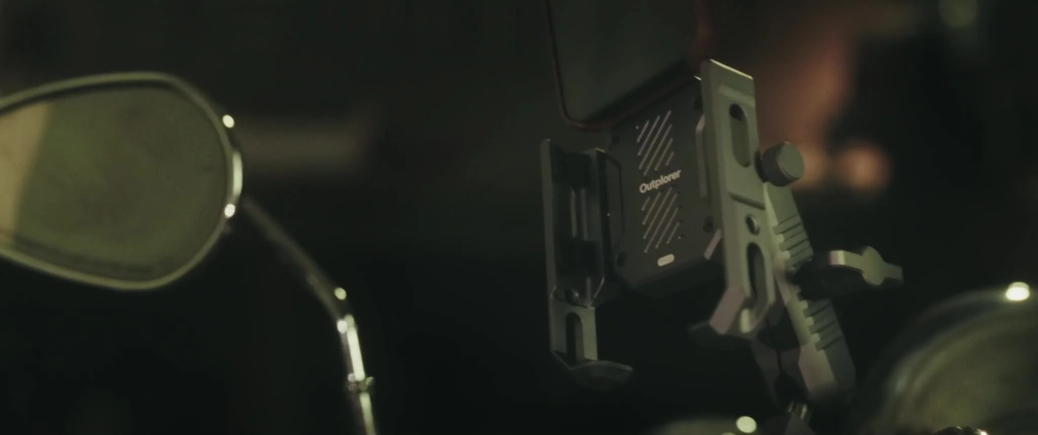 frame_639.jpg