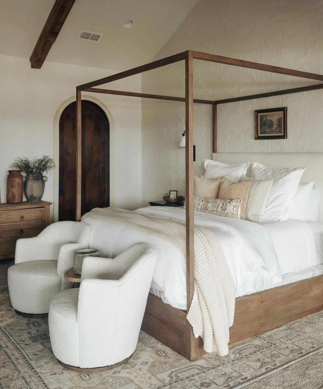 Studio Bisson Four posters bed