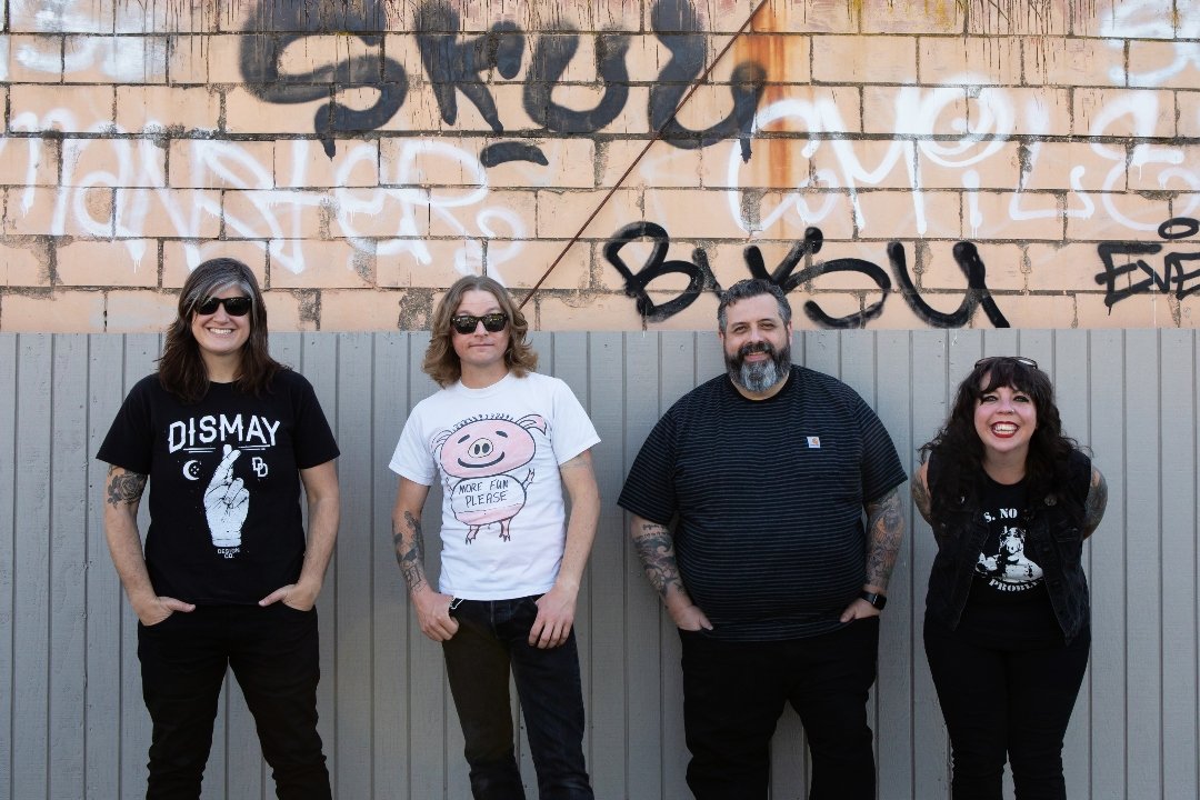 Indie Dock Music Blog: Year of the Fist – I Want Your Love (Live)