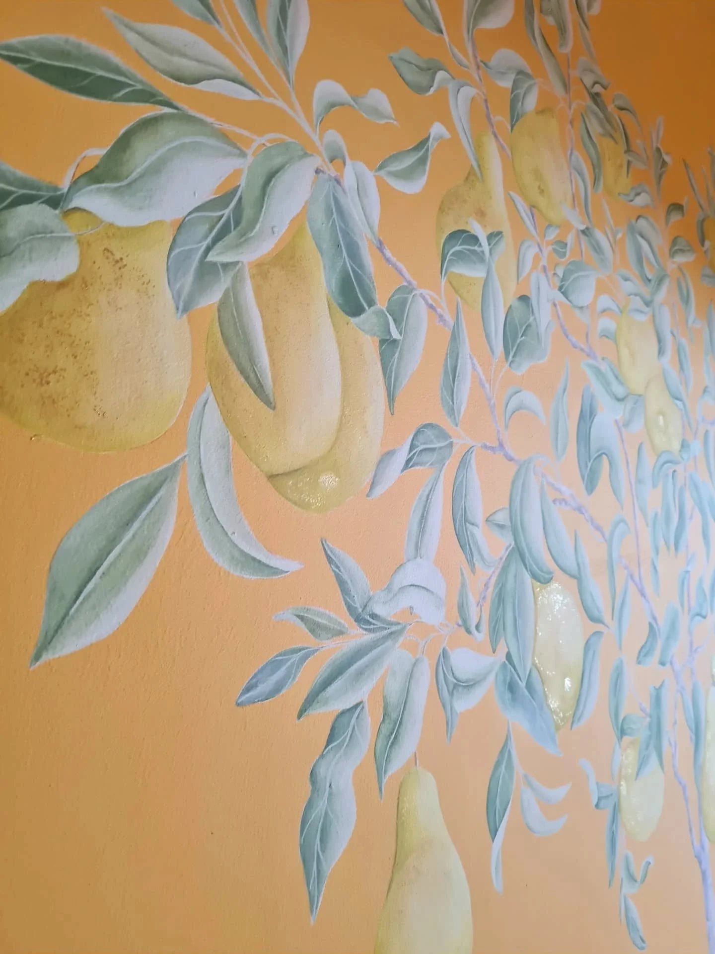 Why have regular pears when you can have sparkly ones?