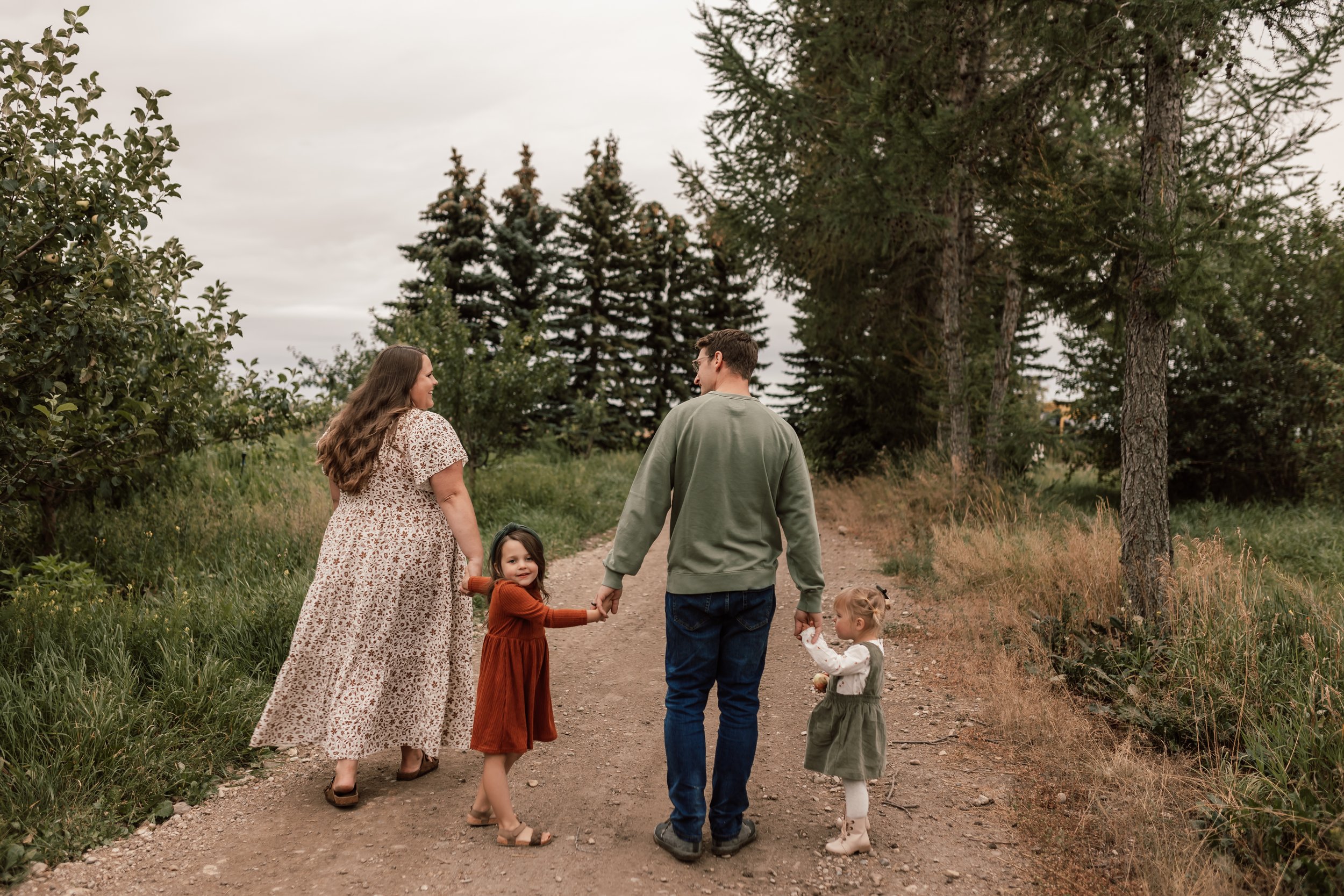 Family-photographer-Okotoks