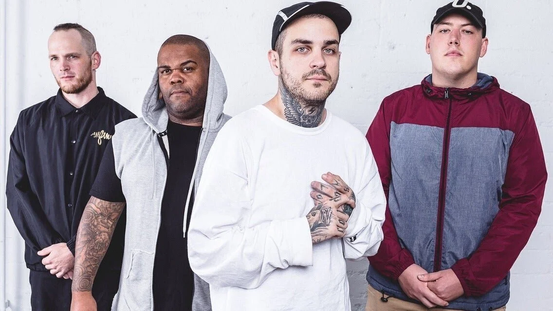 943d6-emmure.jpg