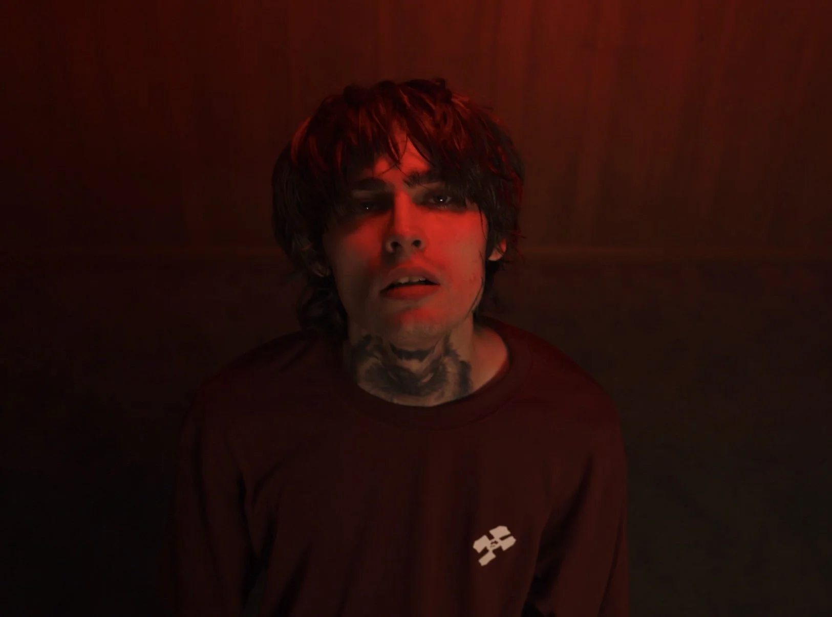 JEFFERY MILES DELIVERS ELECTRIC New Single “LOVE TO HATE”