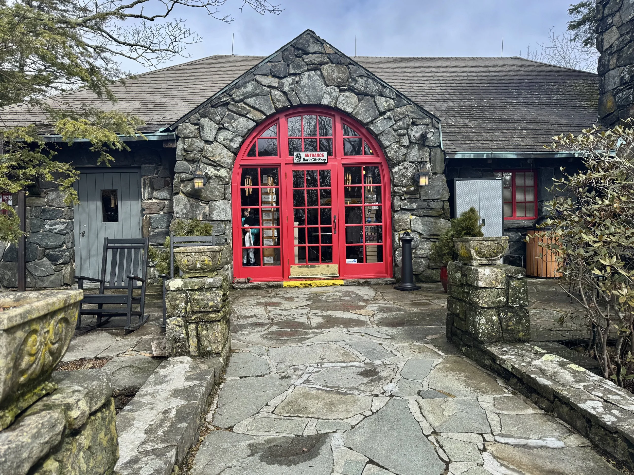 EarthlyExcursions Embers Hotel Blowing Rock NC (47).jpg
