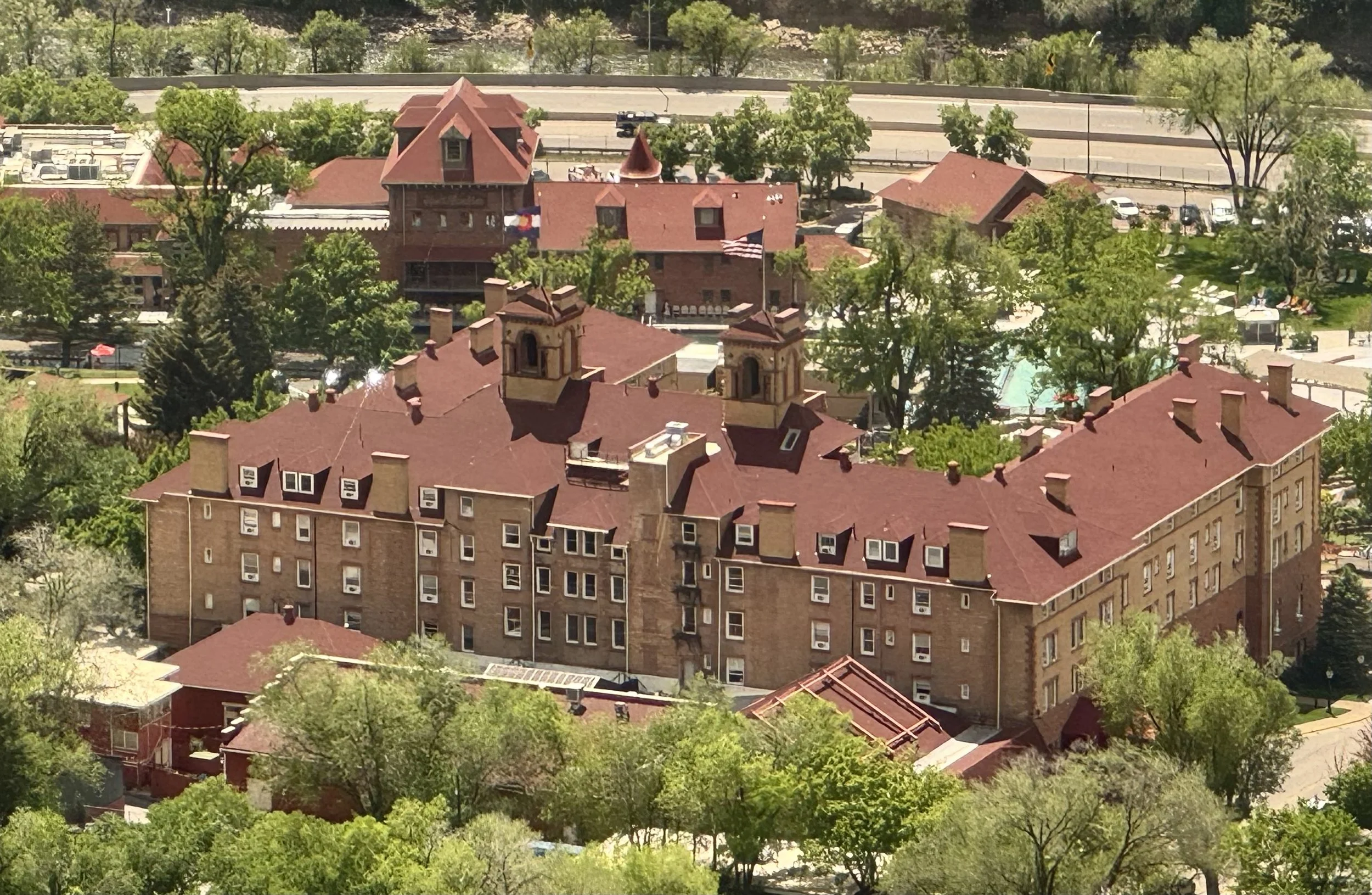 EarthlyExcursions Glenwood Springs CO (4).jpg