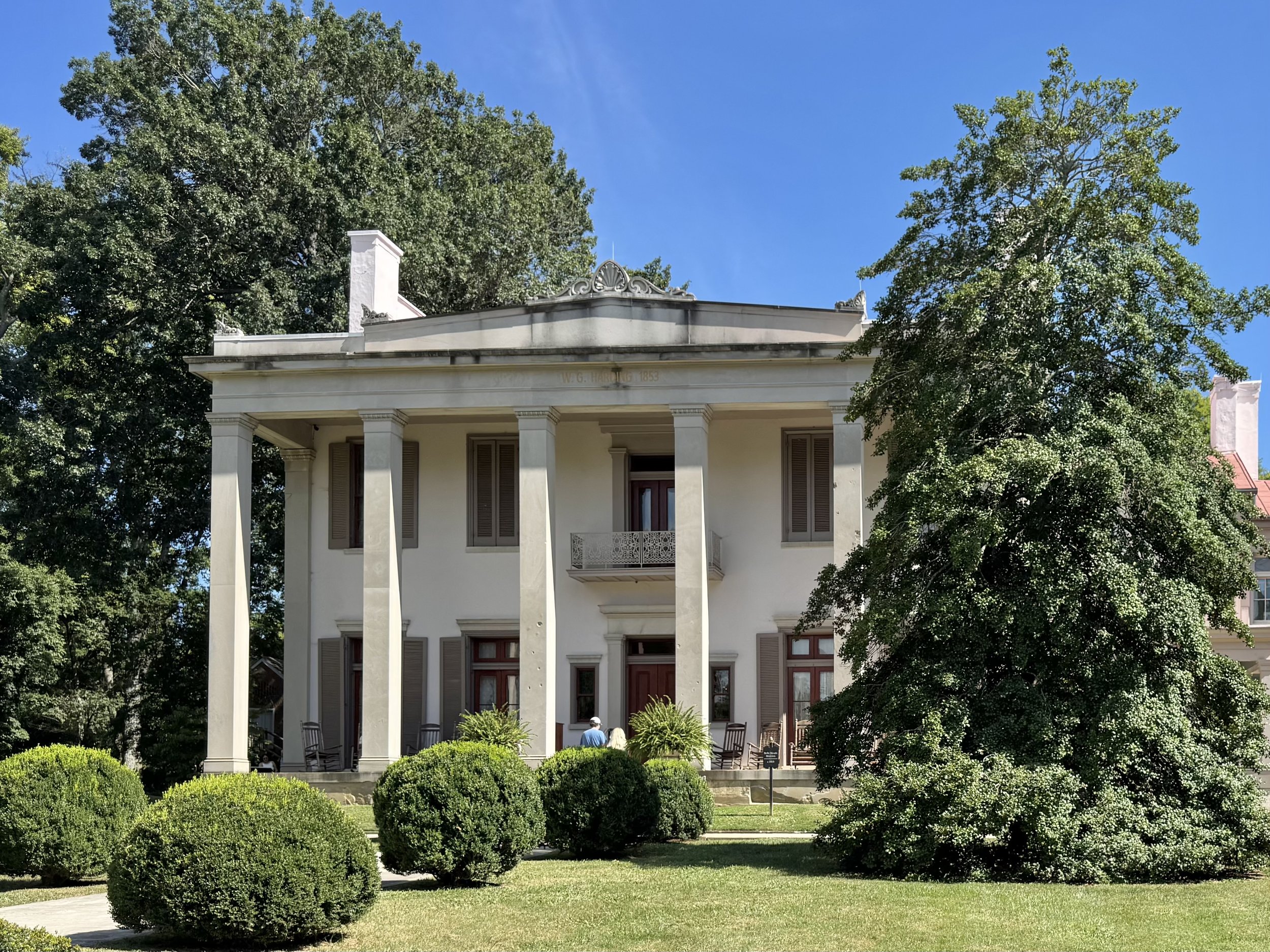 EarthlyExcursions  Belle Meade Nashville (5).jpg