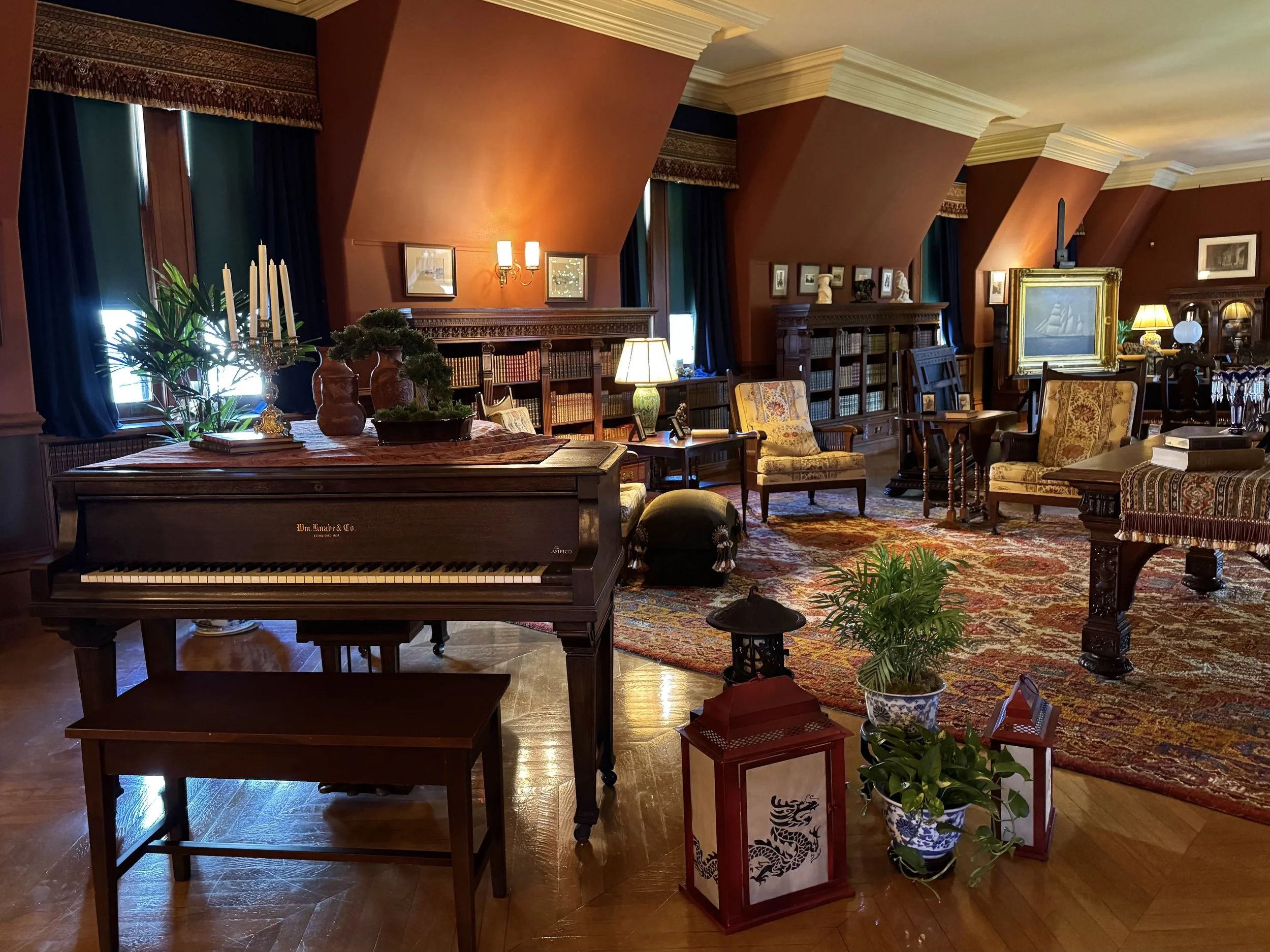 EarthlyExcursions Biltmore Mansion (45).jpg
