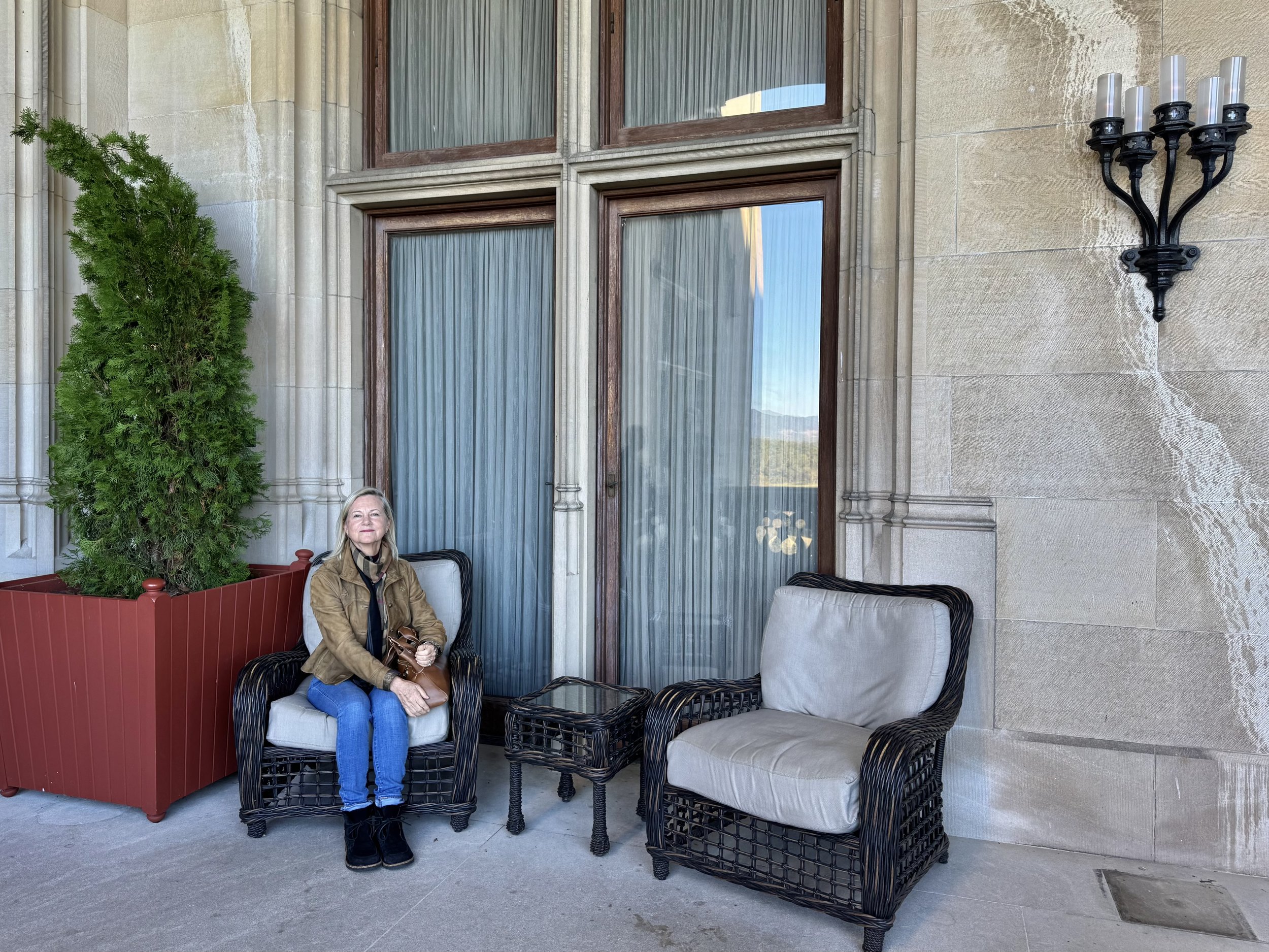 EarthlyExcursions Biltmore Mansion (22).jpg
