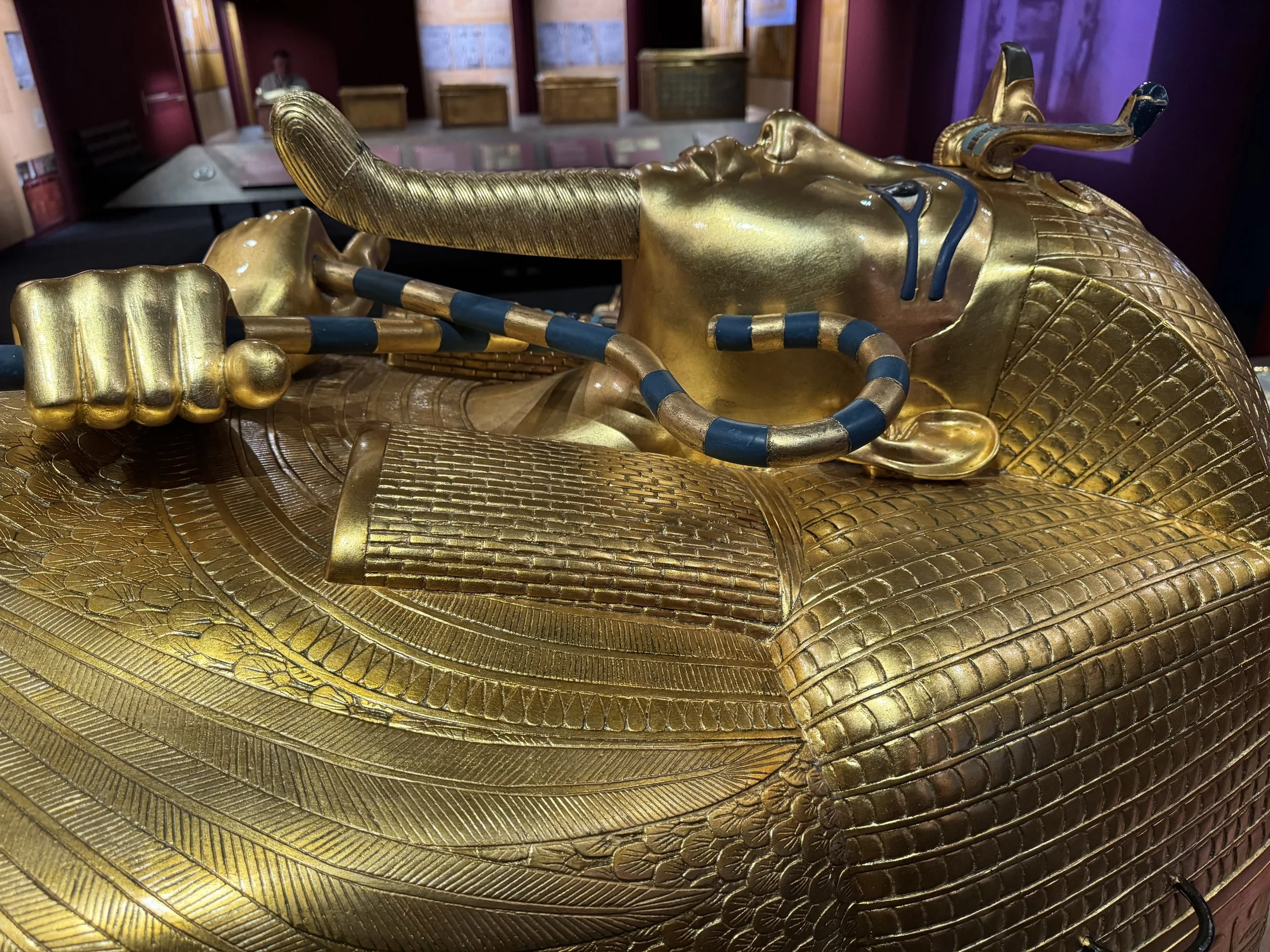 earthlyexcursions Biltmore King Tut Nesting  (3).jpg
