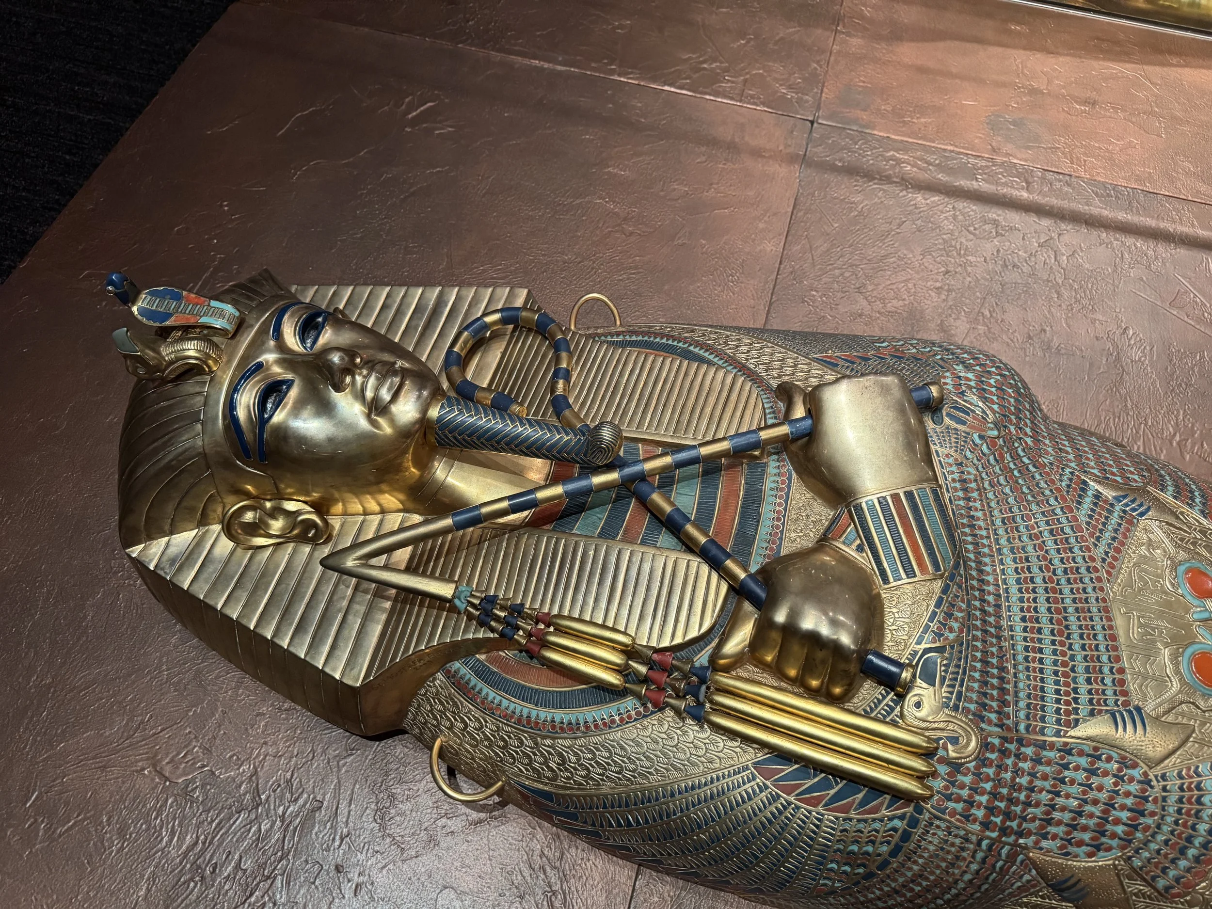 EarthlyExcursions Biltmore King Tut Nesting  (5).jpg