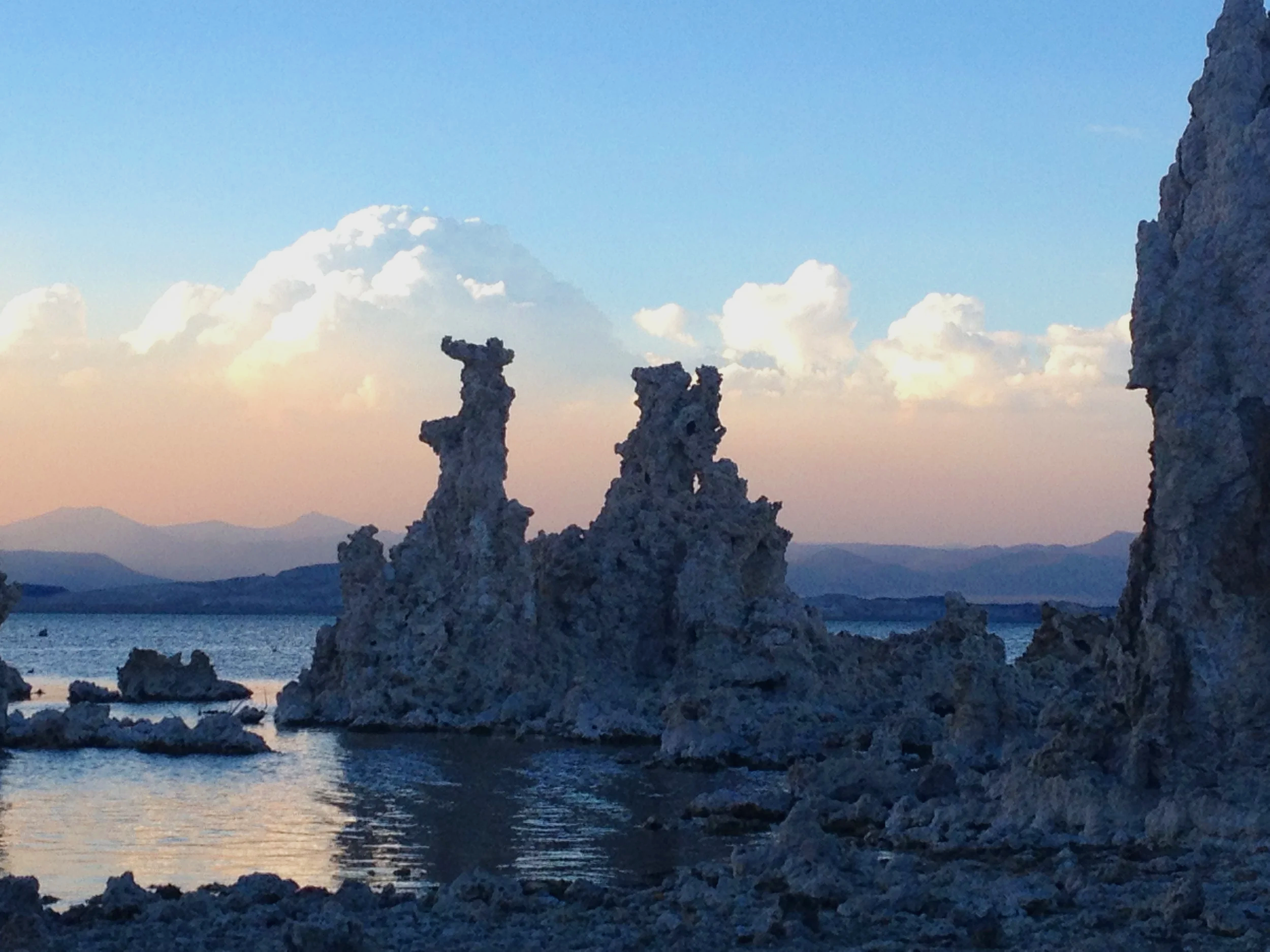 earthlyexcursions-Mono-Lake-CA+%2819%29.png