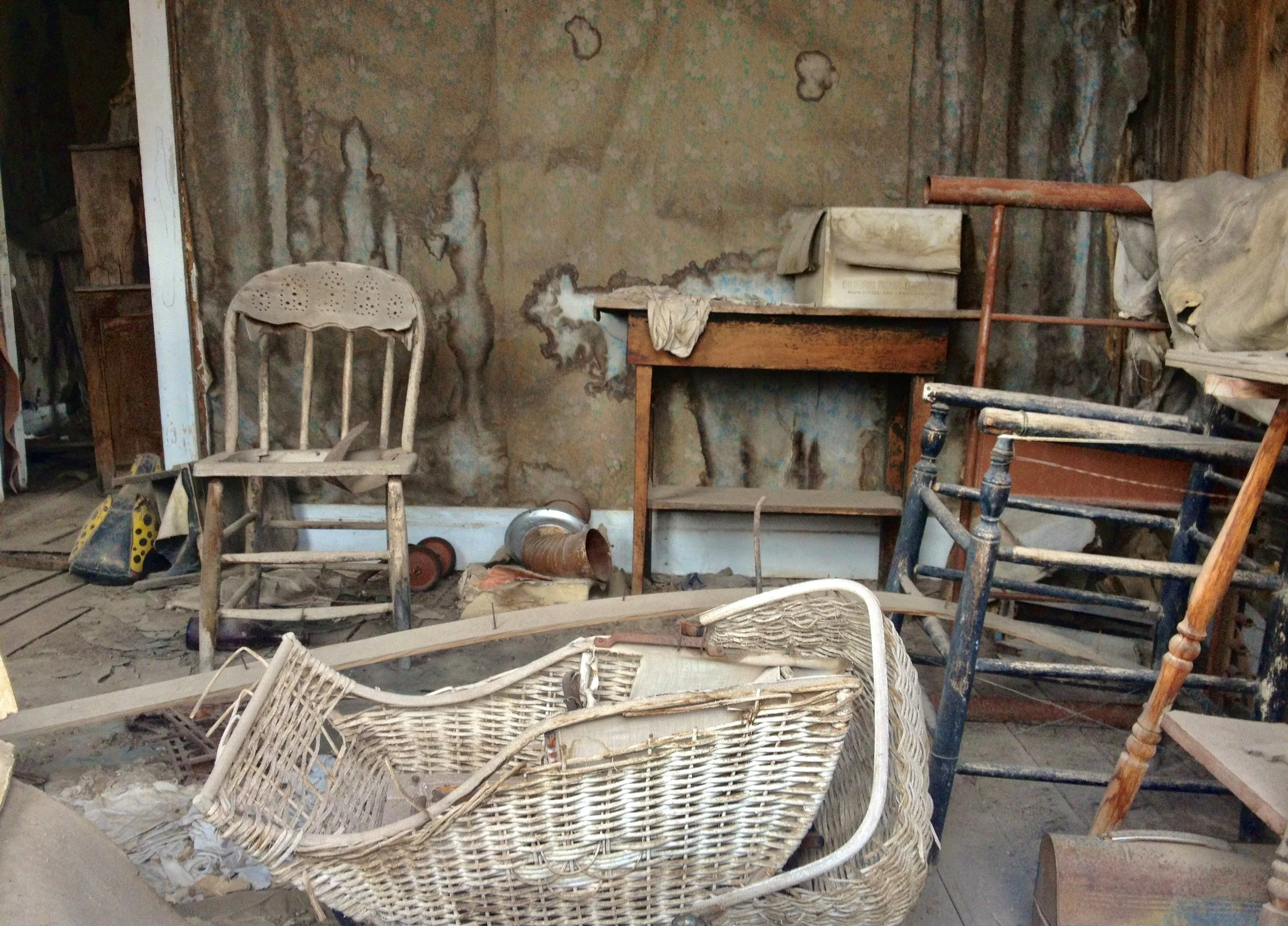 EarthlyExcursions-Bodie-Ghost-Town-CA (7).jpg