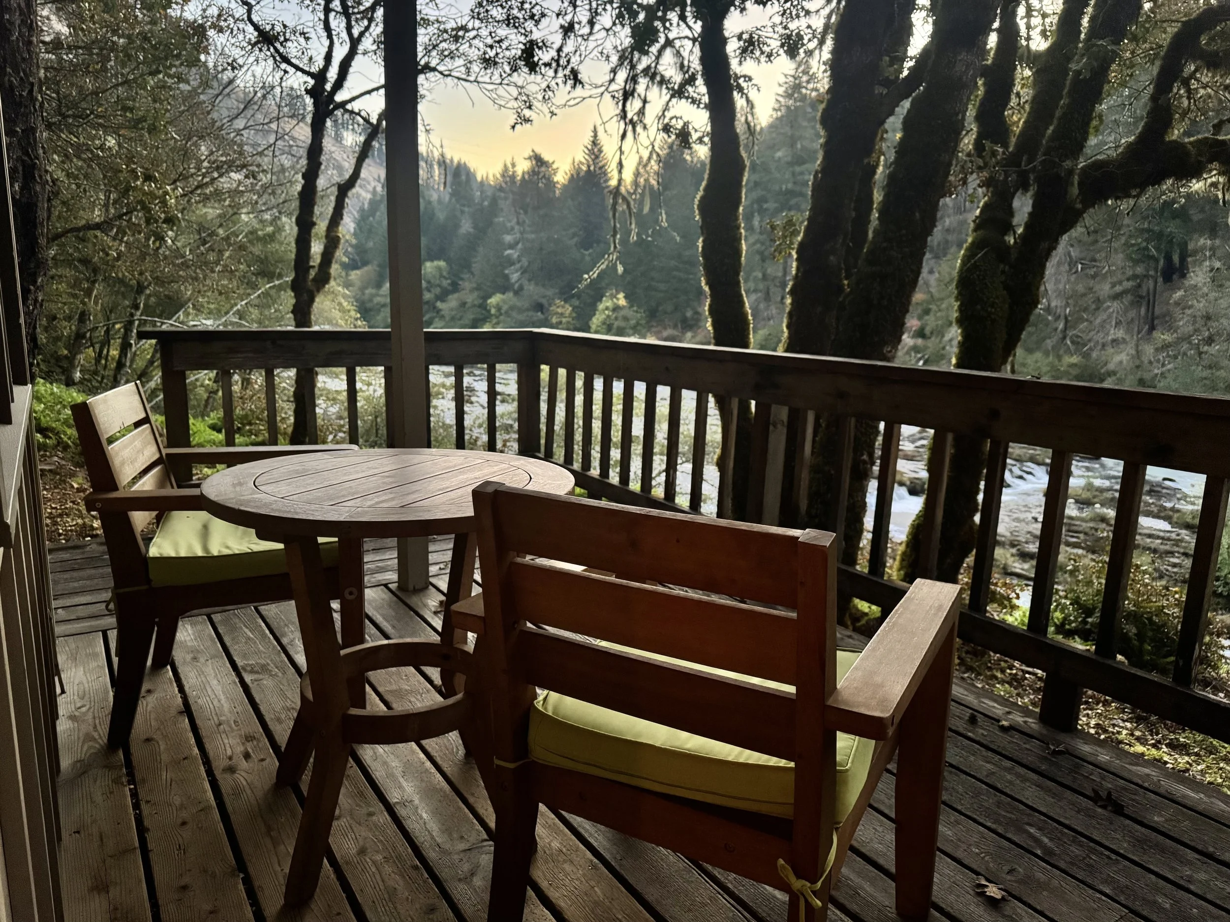Jen33Travel_Steamboat_Inn_North_Umpqua (1).jpeg