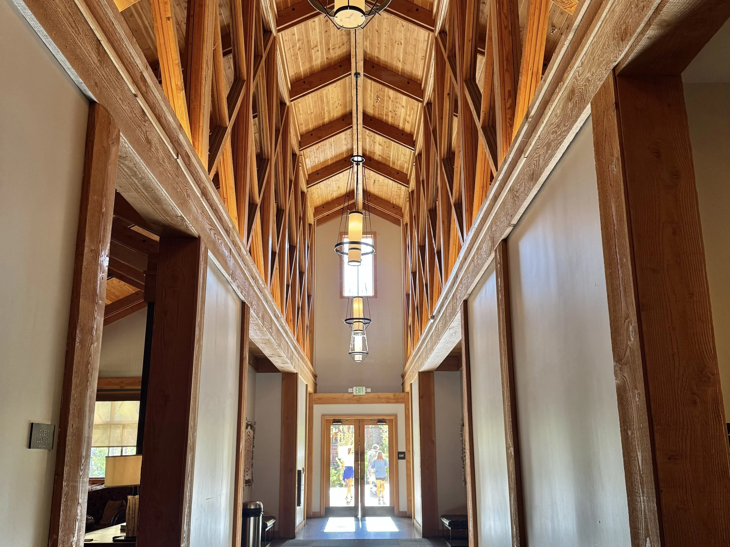 Rush Creek Lodge & Spa Yosemite Review + Stay Tips — Jen33Travel