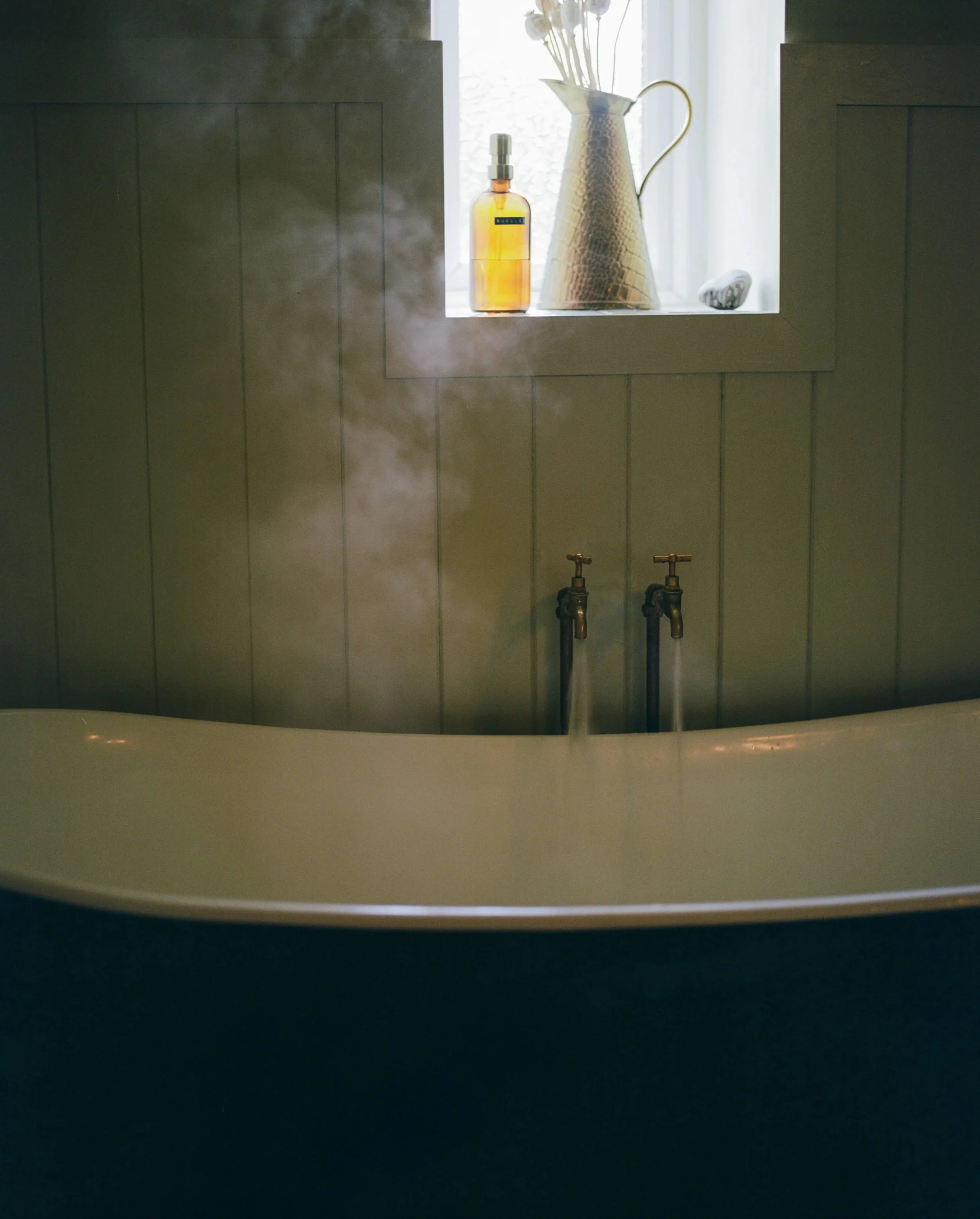 JULIET_KLOTTRUP_%28C%29_RAMBLE_AND_FELL_MEDIUM_FORMAT_+%2827%29-2.jpg