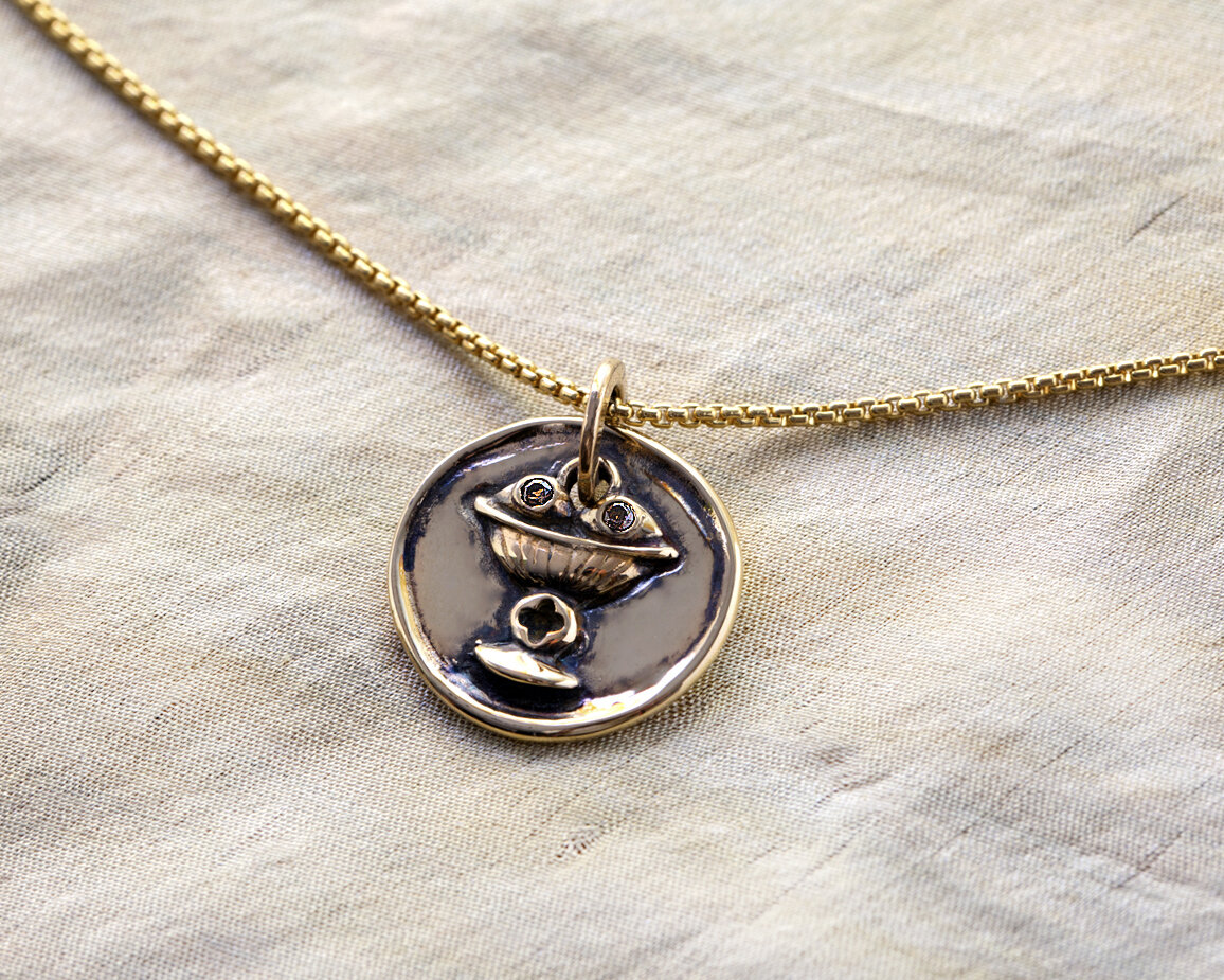 Saint Lucy Medallion Necklace
SAINT LUCY, NECKLACES, MEDALLION, SAINT LUCIA, SAINT JEWELRY
Lucille Geist Jewelry