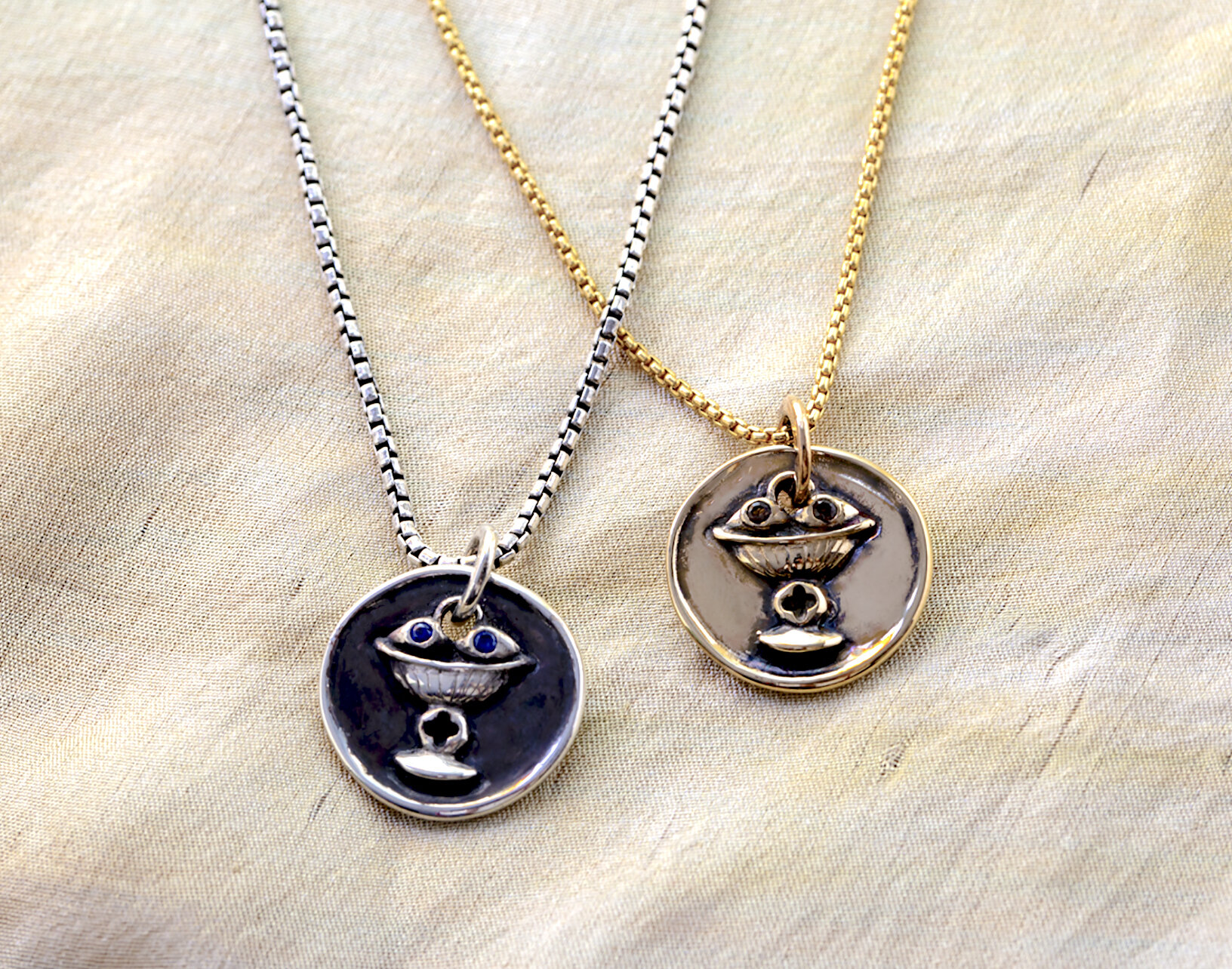 Saint Lucy Medallion Necklace
SAINT LUCY, NECKLACES, MEDALLION, SAINT LUCIA, SAINT JEWELRY
Lucille Geist Jewelry