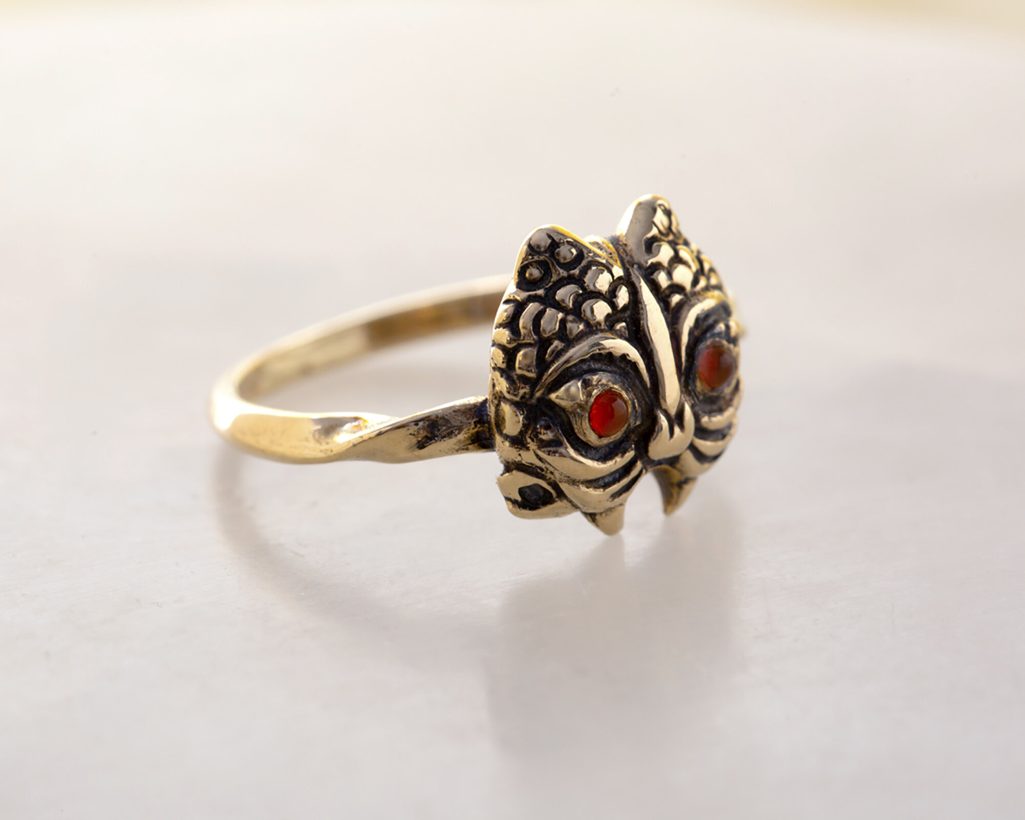 Horangi Ring
Rings, Emerald, Carnelian, Cabochon, Horangi, Tiger, Tiger jewelry, horangi jewelry
Lucille Geist Jewelry