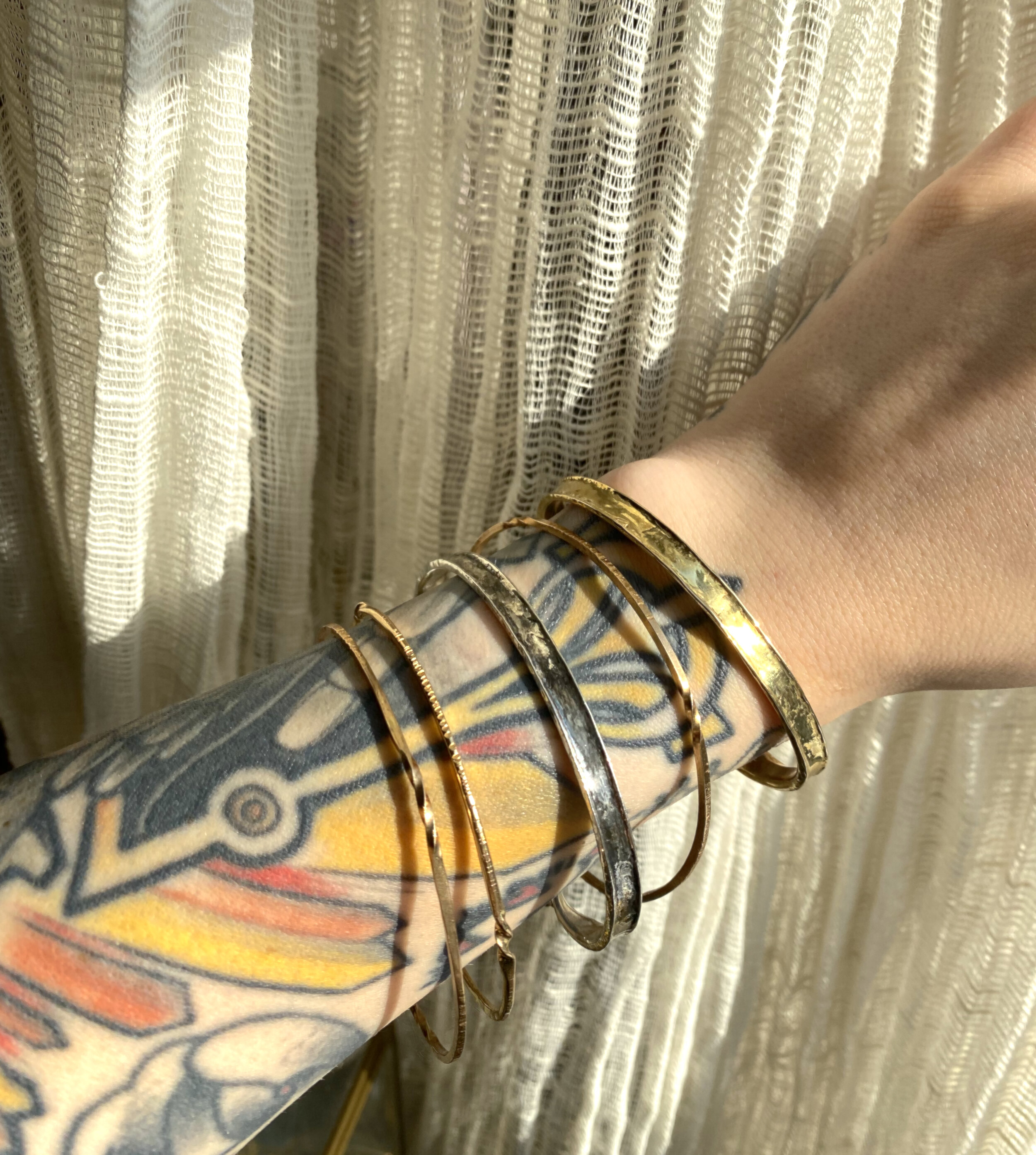 Lotus Bangles
Lotus, Bangles, Gold, Silver, BELLY DANCING, INDIAN ADORNMENT, gold bracelets, bangle bracelet
Lucille Geist Jewelry